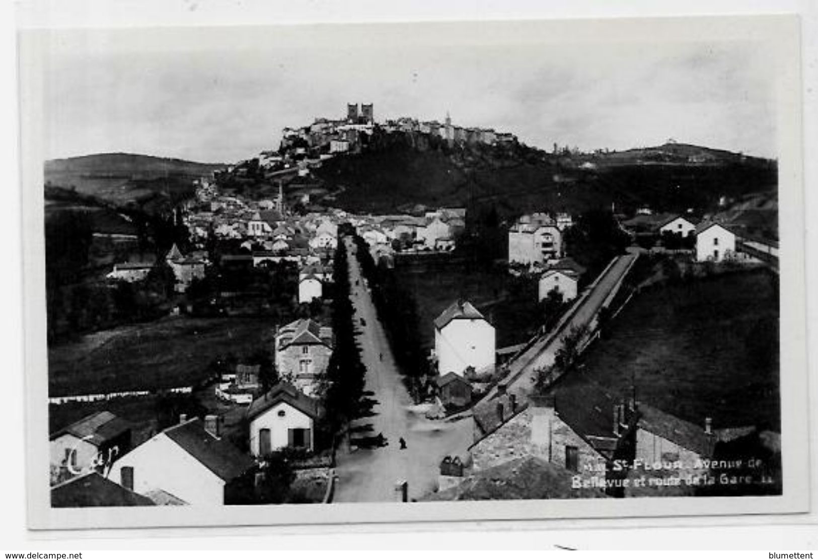 CPA Saint FLOUR Cantal Auvergne Non Circulé - Saint Flour