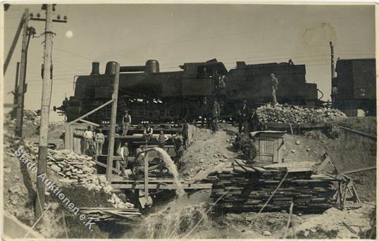 Naturereignis Eisenbahnunglück Foto AK II (fleckig VS/RS) - Andere & Zonder Classificatie