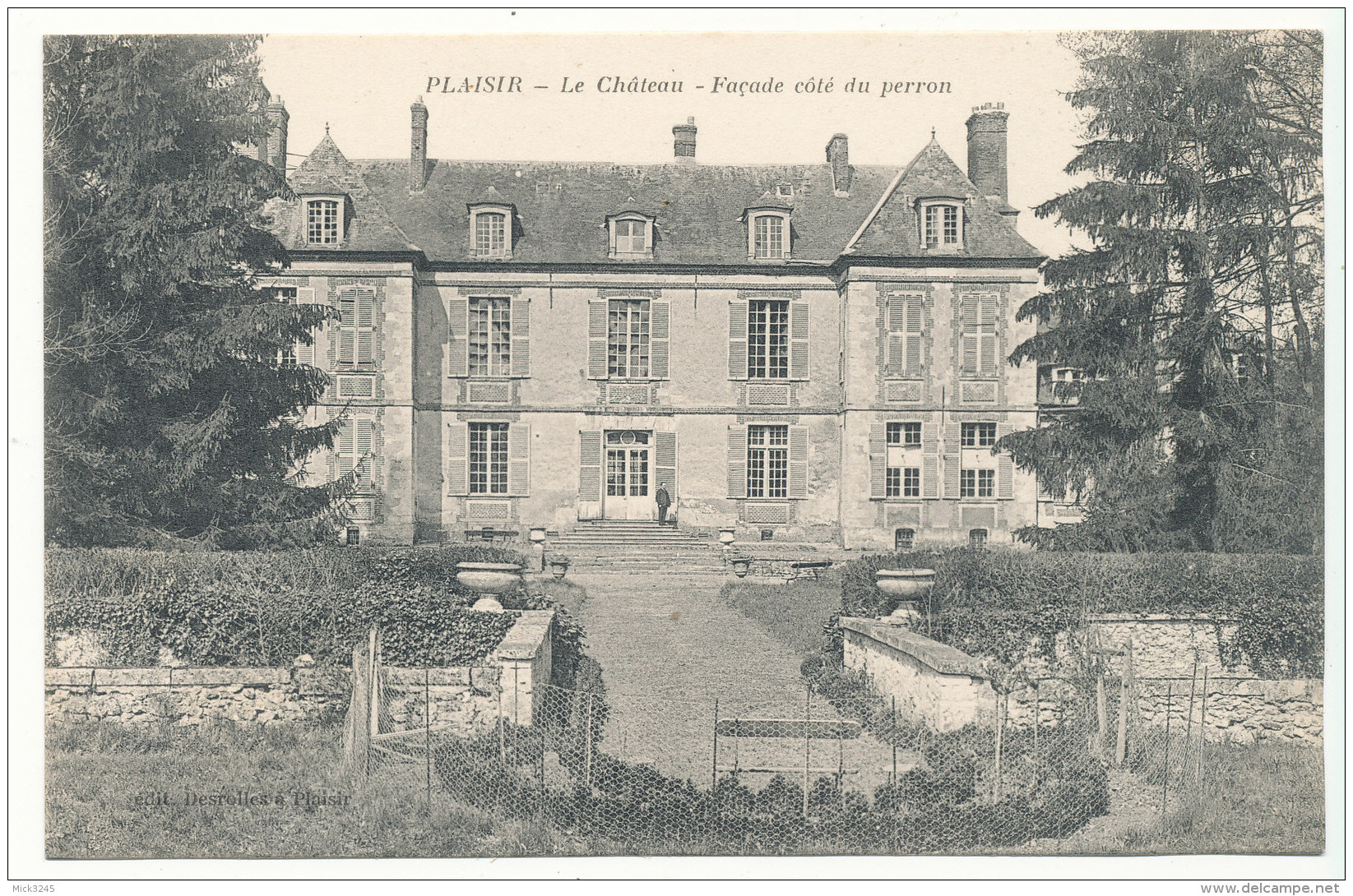 Plaisir - Le Château - Façade Côté Du Perron - Editions Desrolles - Plaisir