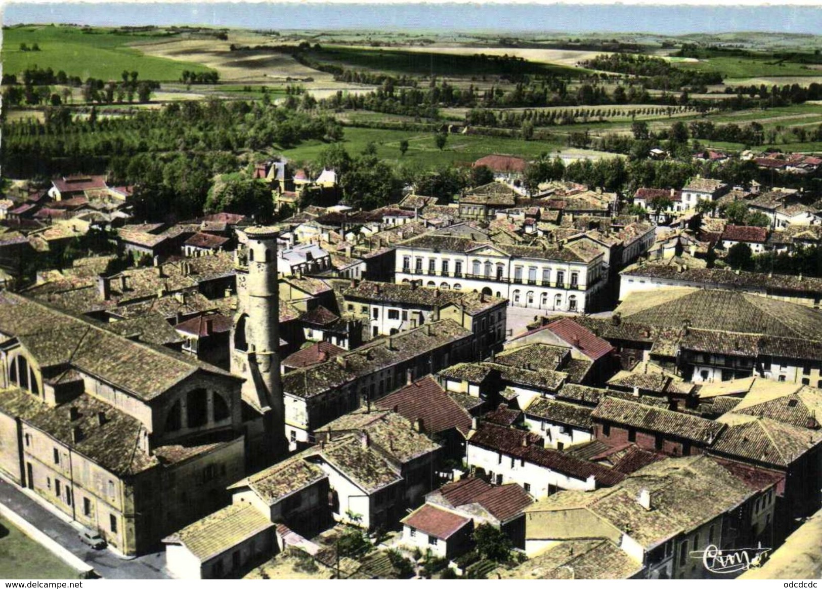 ISLE JOURDAIN (Gers ) Vue Aériene La Tour Et La Place De L'Hotel De Ville Recto Verso - Autres & Non Classés