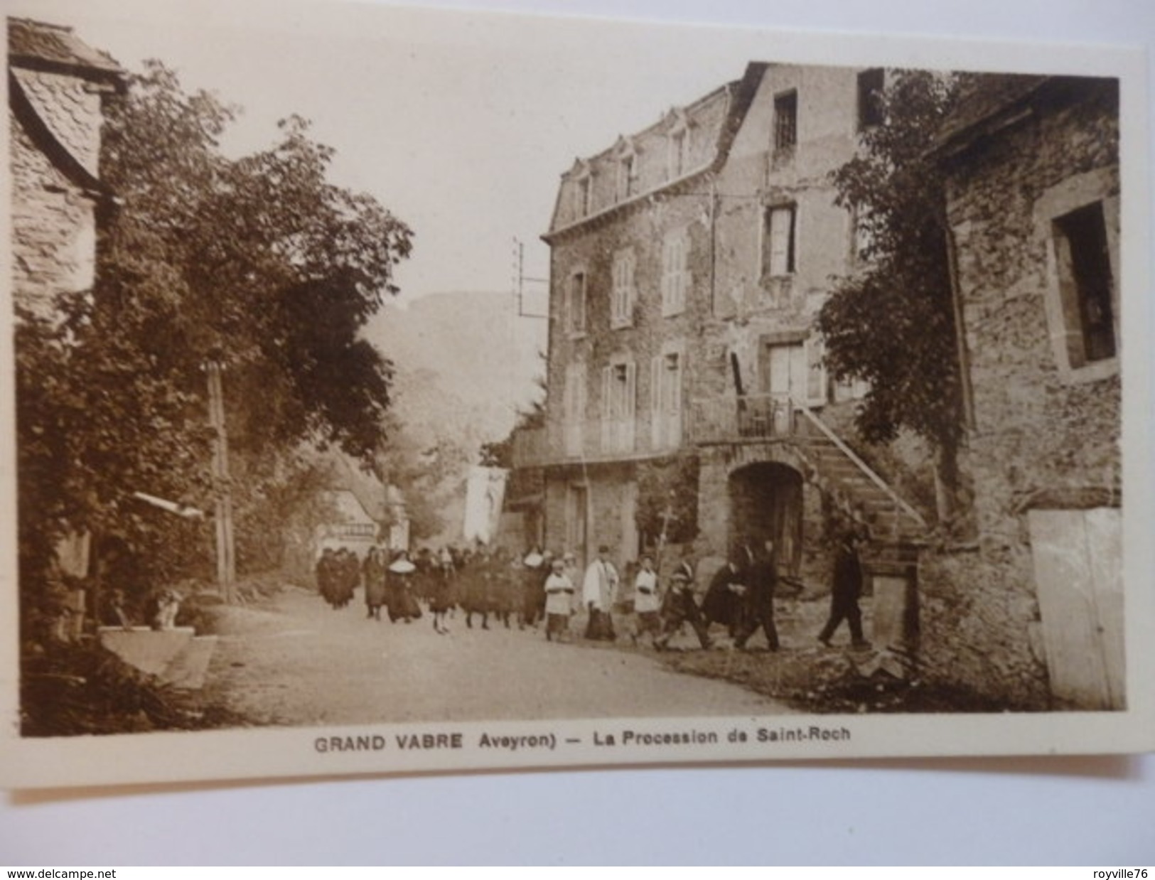 Grand Vabre, La Procession De Saint-Roch. - Autres & Non Classés