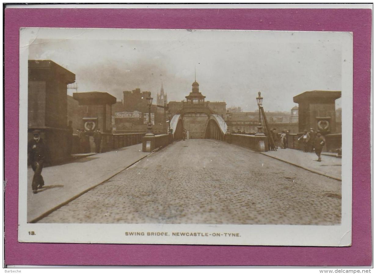 SWING BRIDGE , NEWCASTLE - ON-TYNE - Newcastle-upon-Tyne