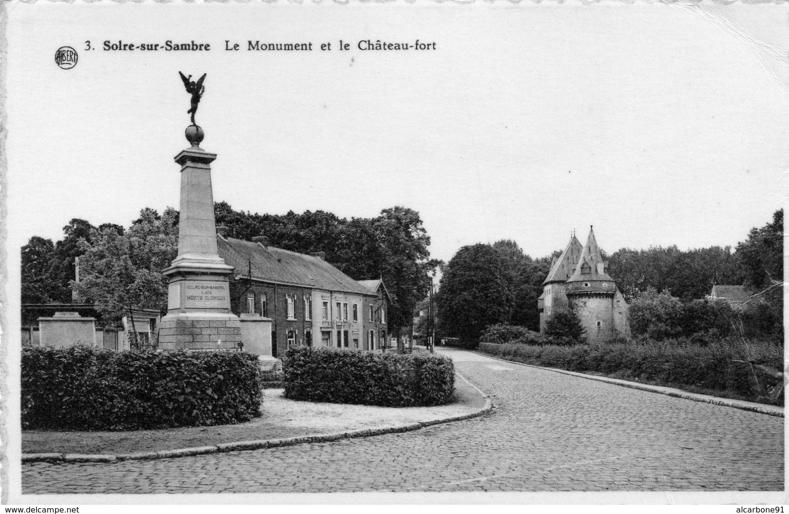 SOLRE SUR SAMBRE - Le Monument Et Le Château Fort - Otros & Sin Clasificación