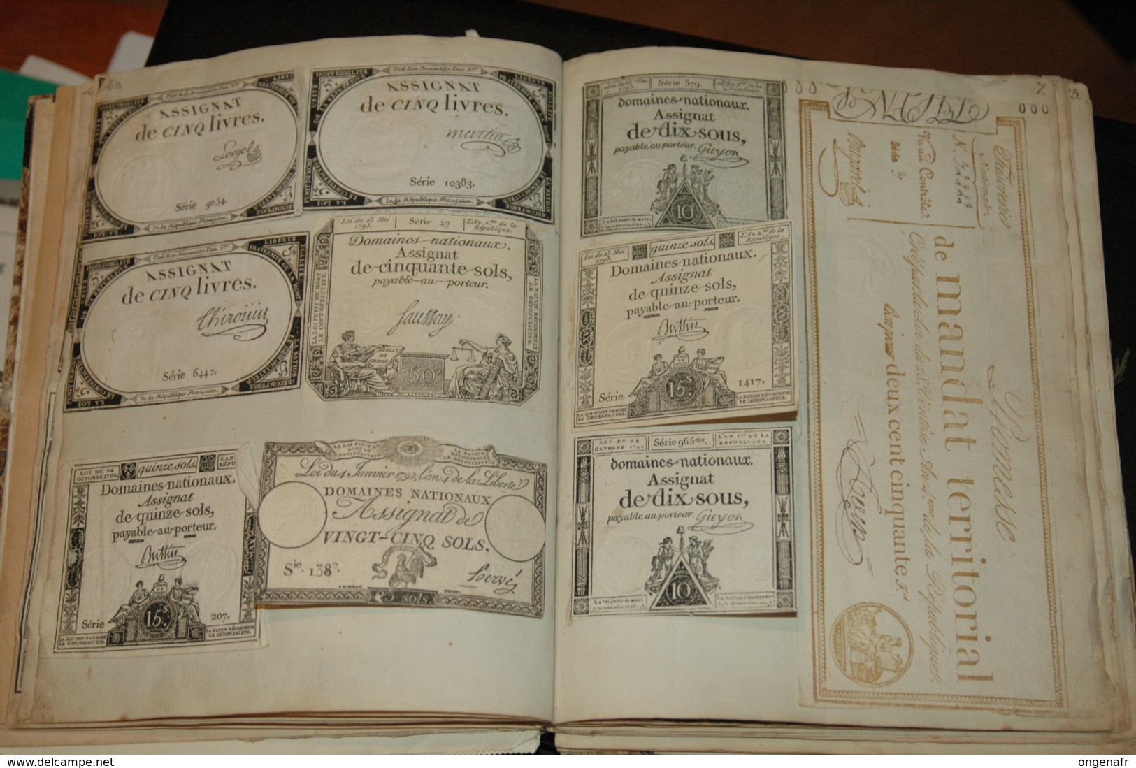 Recueil De Divers Doc. Très Anciens, Donc Assignant De 1871 Et Suite, Ticket De Trains, Etc ..., Voir Scans - Assignats