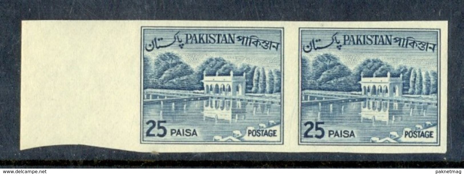 S244- Imperf Pair Of Pakistan 5th Definitive Series Shalimar Garden. - Pakistan