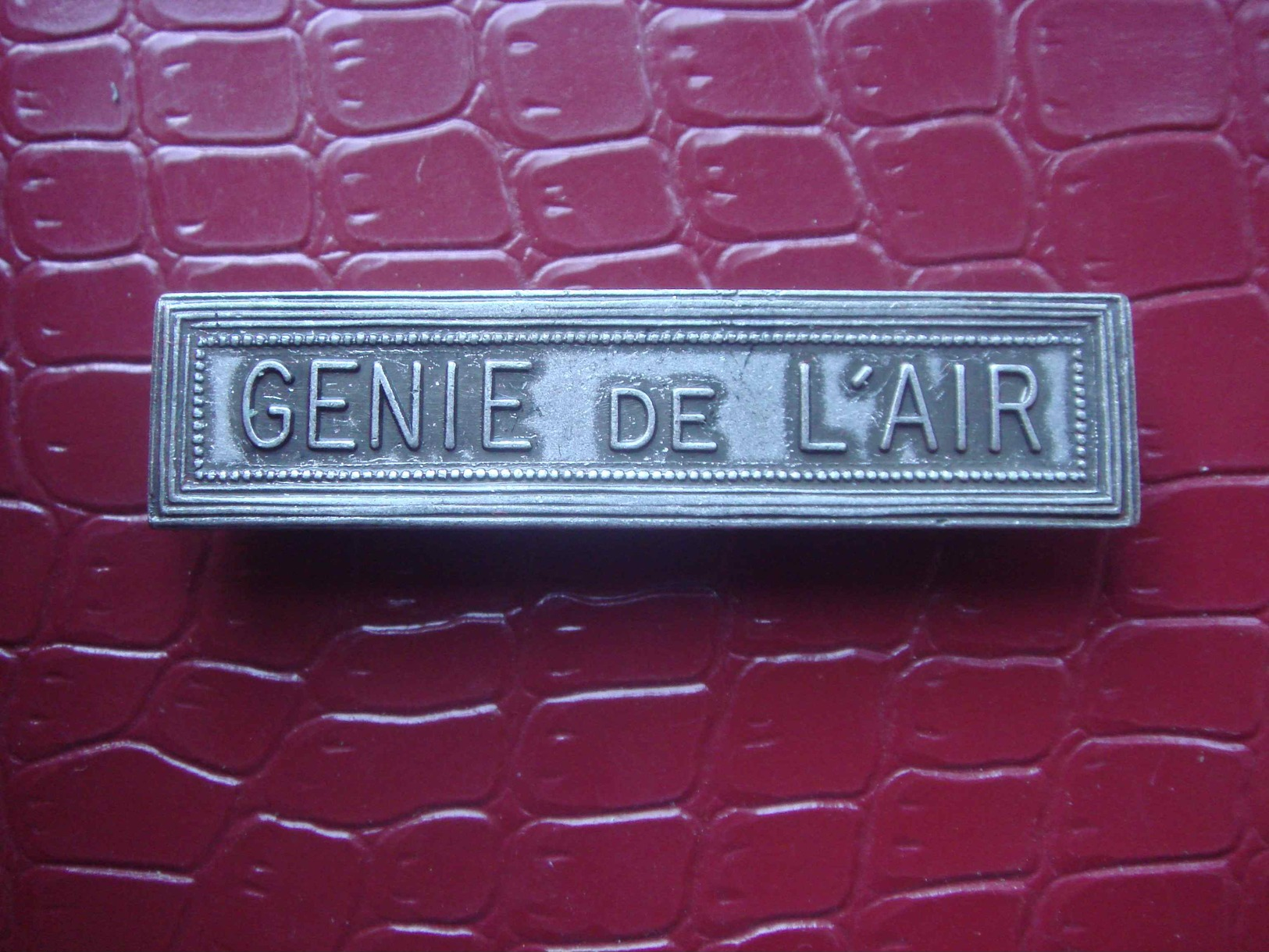 Barette . Agrafe - GENIE DE L'AIR - France