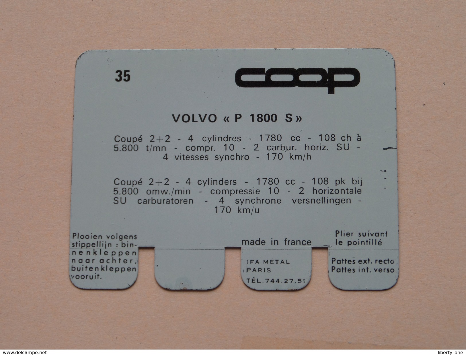 VOLVO P 1800 S - Coll. N° 35 NL/FR ( Plaquette C O O P - Voir Photo - IFA Metal Paris ) ! - Plaques En Tôle (après 1960)