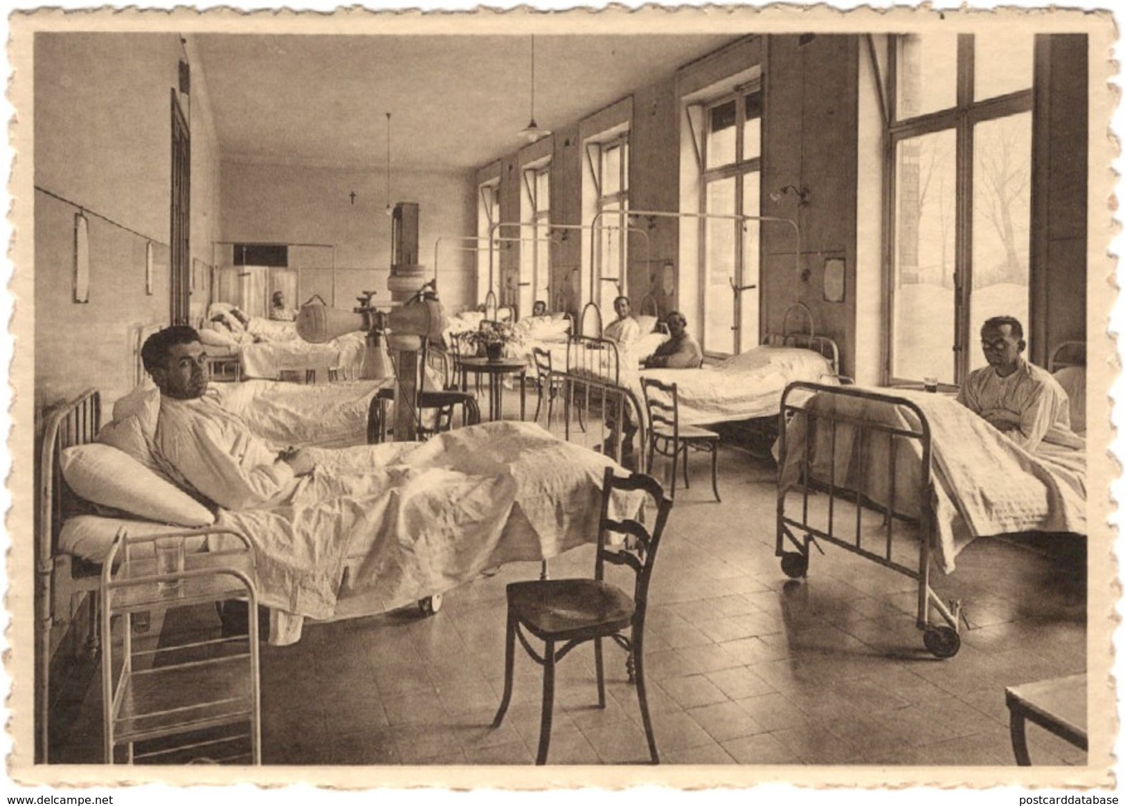 Hôpital De La Caisse Commune D\'Assurance Des Charbonnages Du Couchant De Mons à Boussu - Salle De Blessés No2 - Boussu