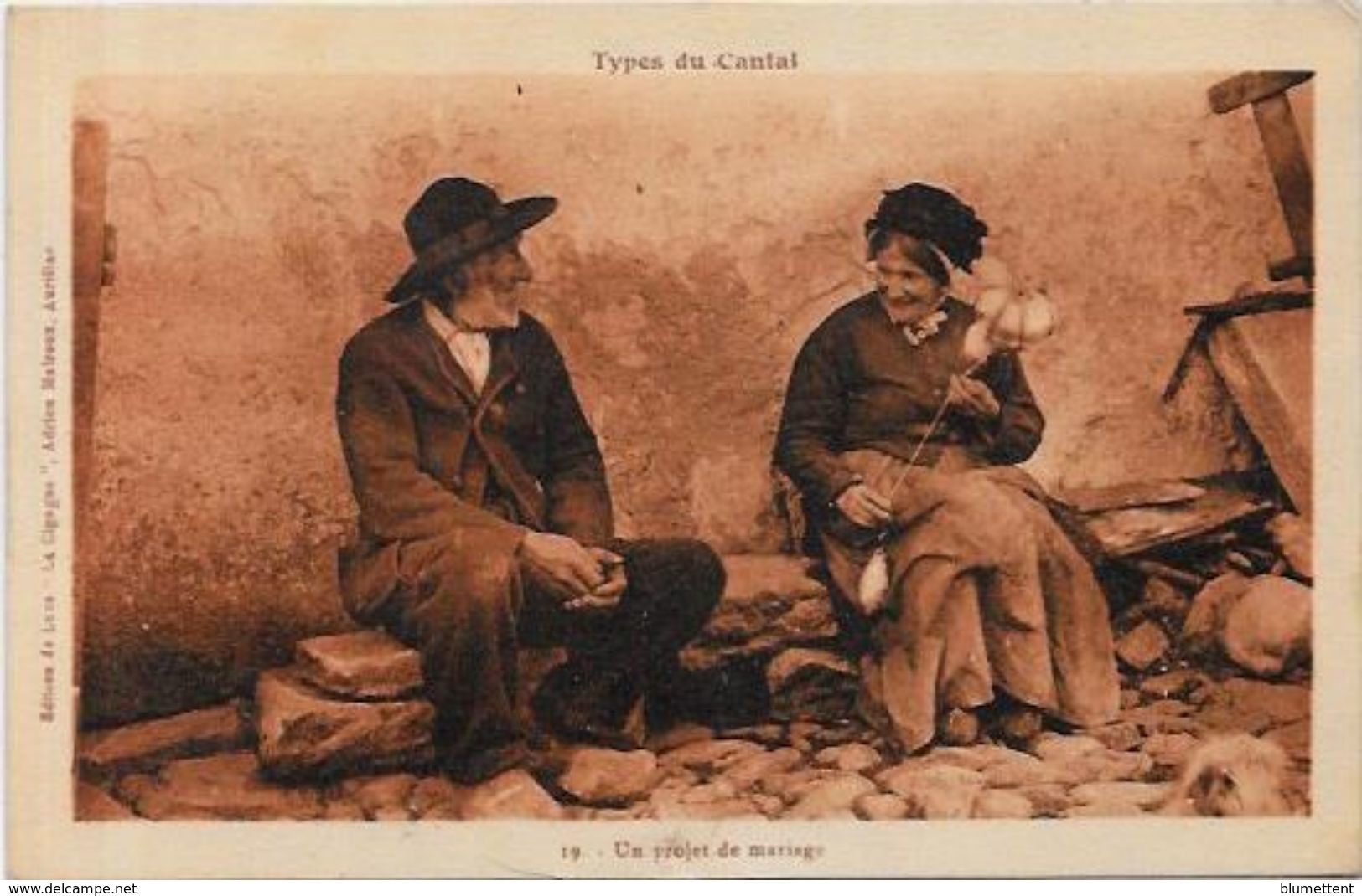 CPA Types Métier Folklore Cantal Auvergne Circulé - Andere & Zonder Classificatie