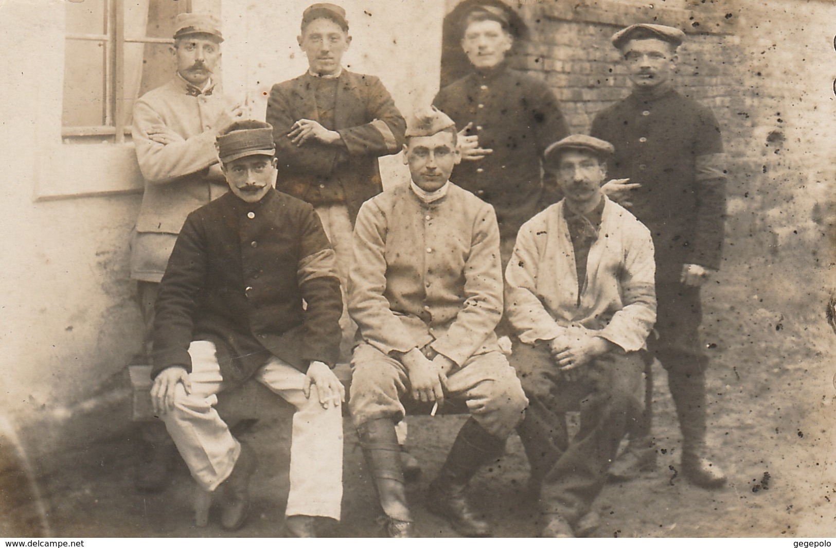 Allemagne - HALLE  - Militaires  ( Carte-photo  ) - Personnages