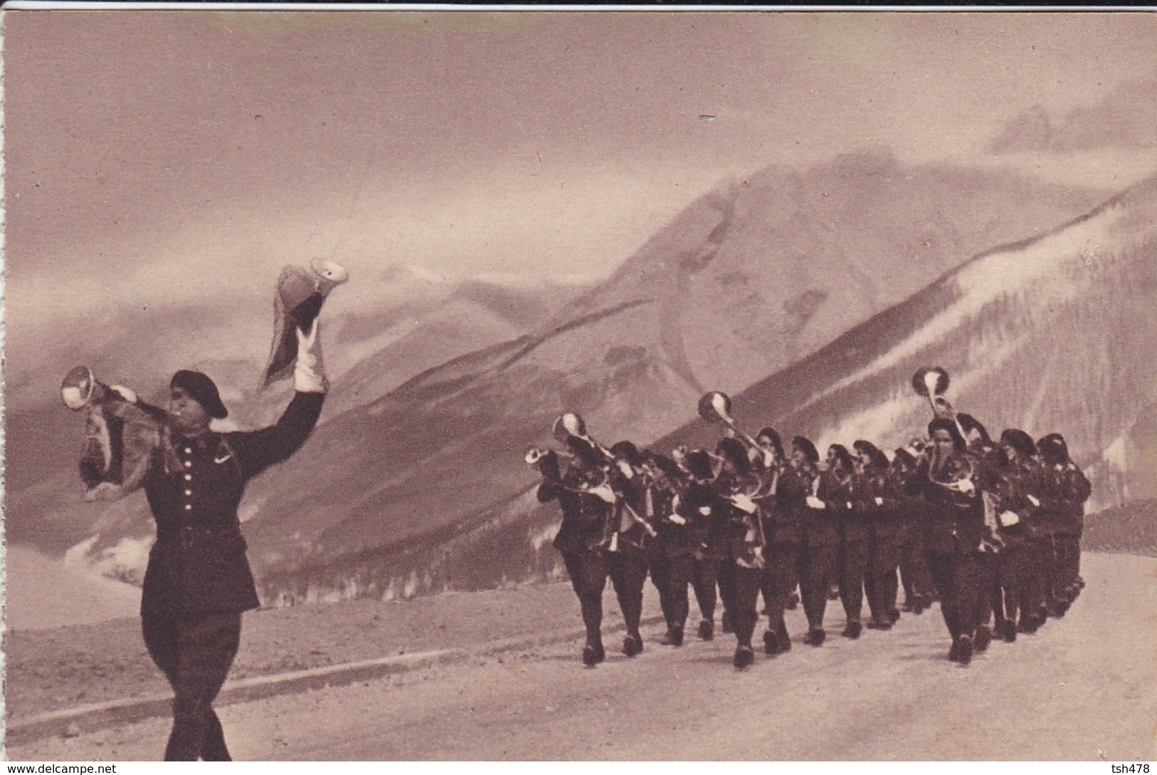 MILITARIA---Fanfare De Chasseurs Alpins--( Sortie Carnet )---voir 2 Scans - Manoeuvres