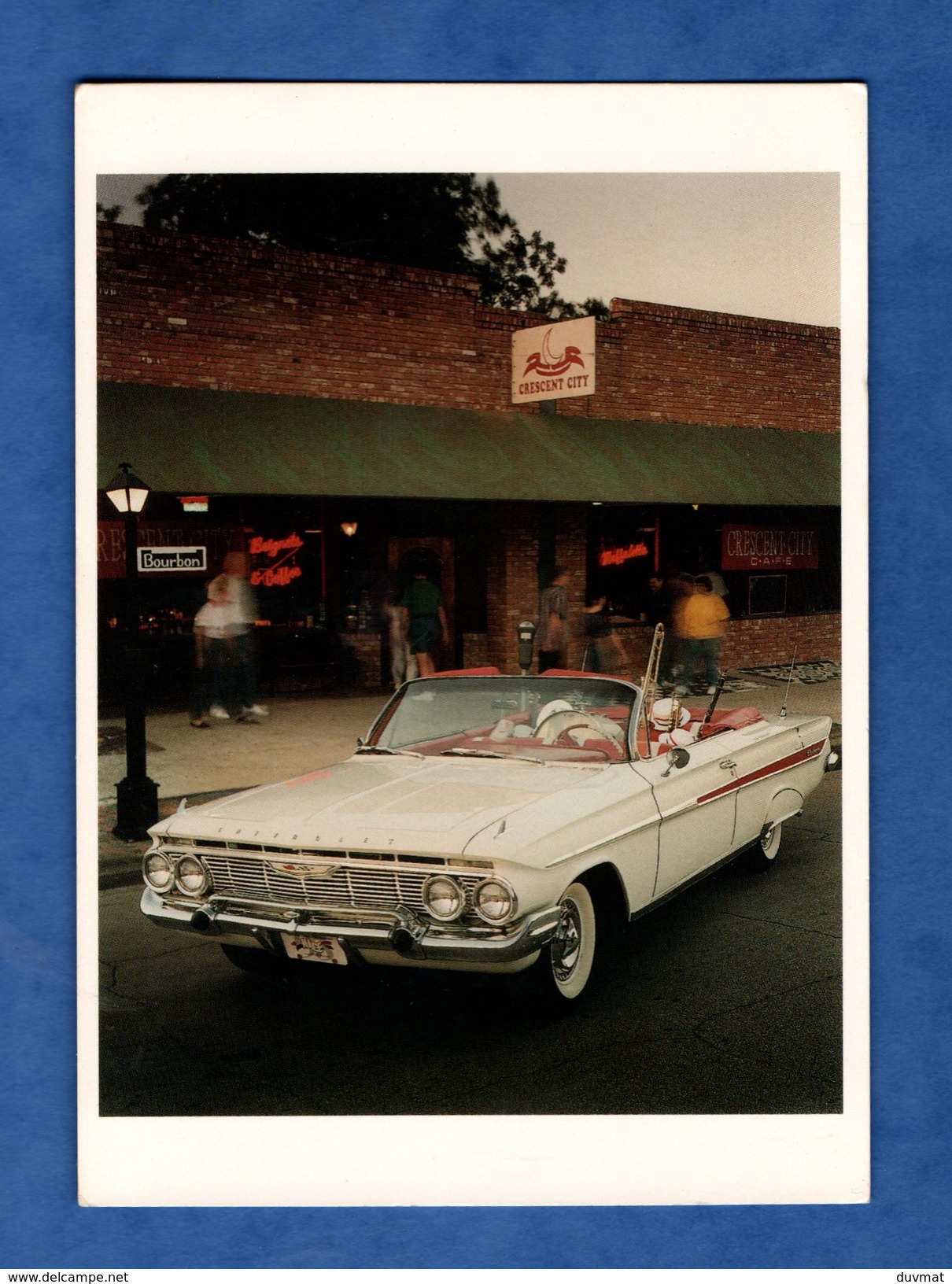 Unitad States Of America Etats Unis Dallas Crescent City Café Commerce Street Dallas ( Format 10,8x15,3) - Dallas