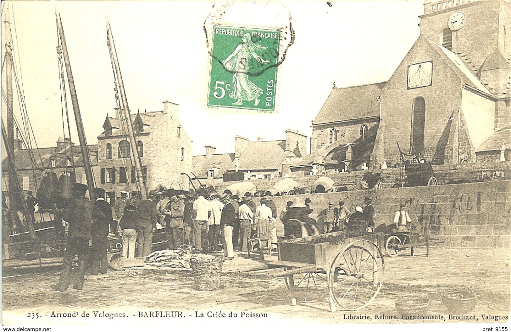 50 BARFLEUR C EST L HEURE DE LA CRIEE DU POISSON HORLOGE ET CADRAN SOLAIRE - Barfleur