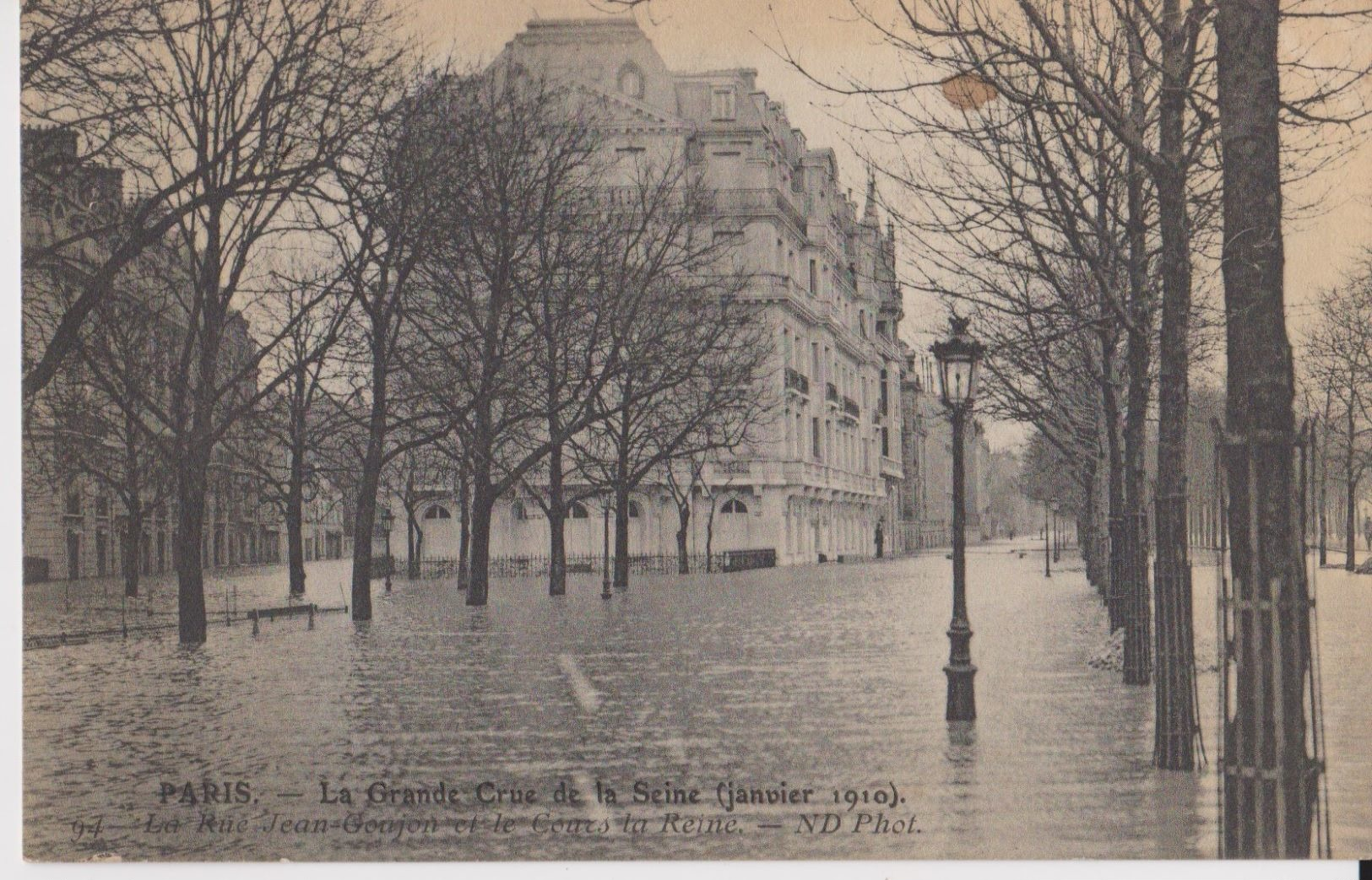 PARIS - La Grande Crue De La Seine ( Janvier 1910 ) - 94 La Rue Jean Goujon Et Le Cours La Reine - ND Phot - Inondations De 1910