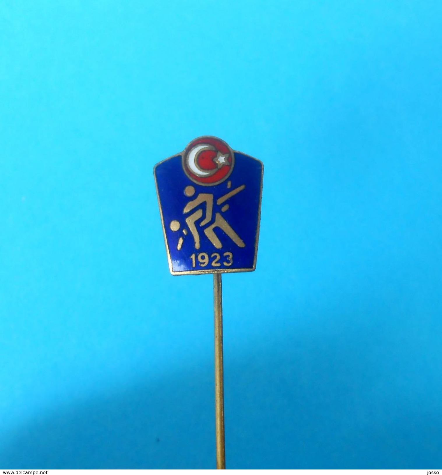 TURKEY WRESTLING FEDERATION - Vintage Enamel Pin Badge * UWW Lutte Lotta Lucha Ringen Luta Anstecknadel Turkiye Turquie - Lucha