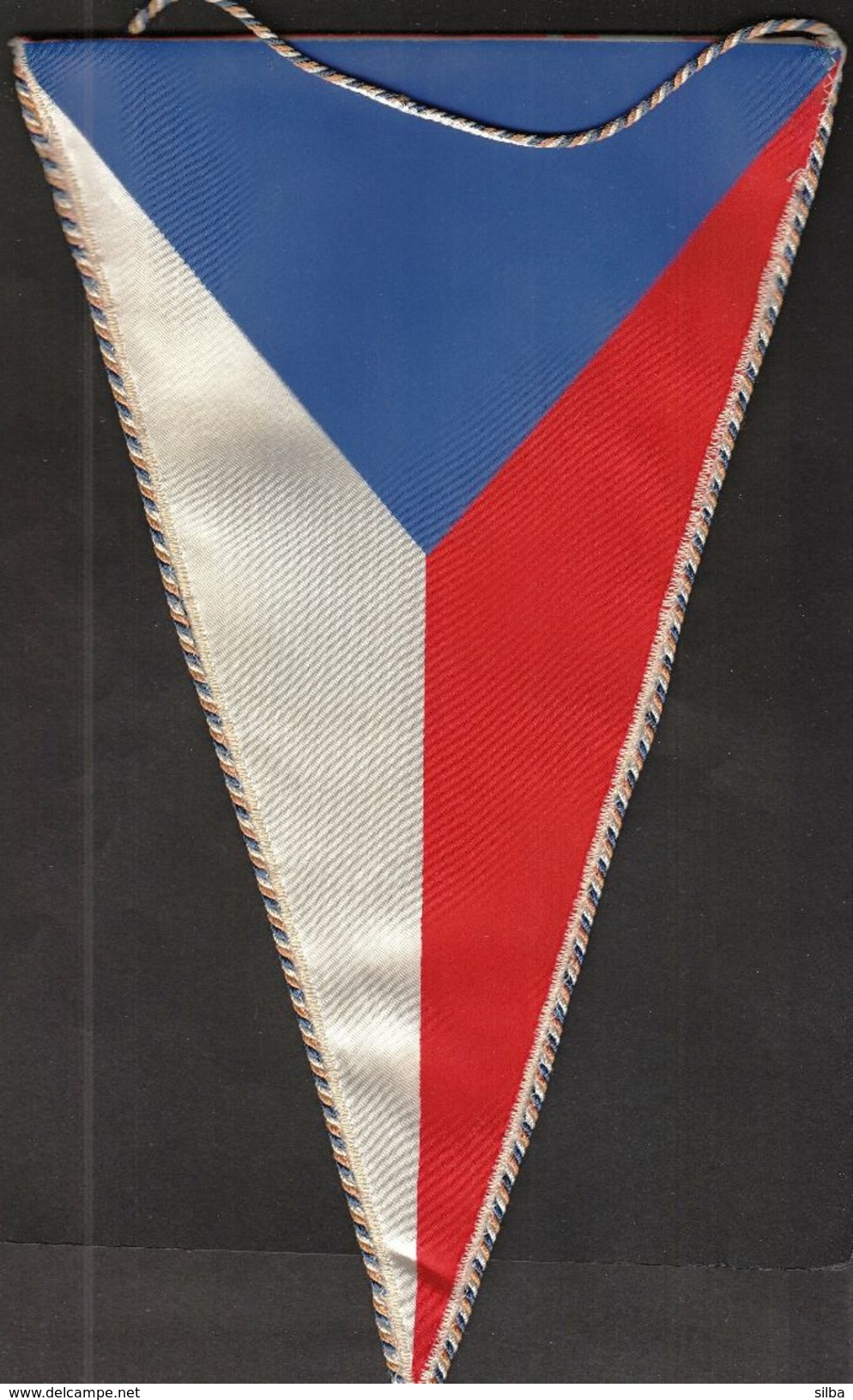 Basketball / Flag, Pennant / Czechoslovakia / Czechoslovak Basketball Federation - Habillement, Souvenirs & Autres