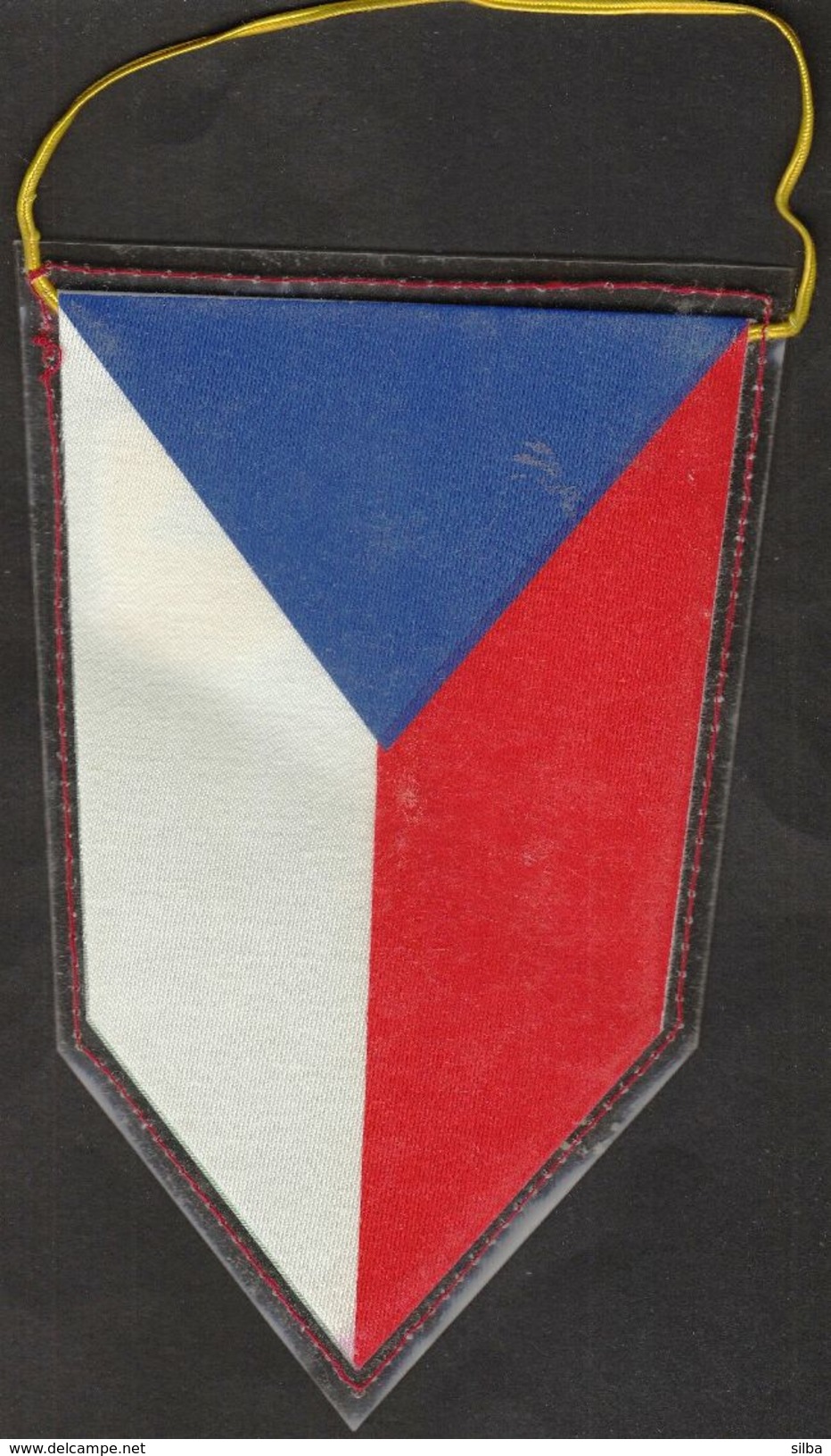 Handball, Hazena / Flag, Pennant / Czechoslovakia / Karvina 1. Maj - Handbal