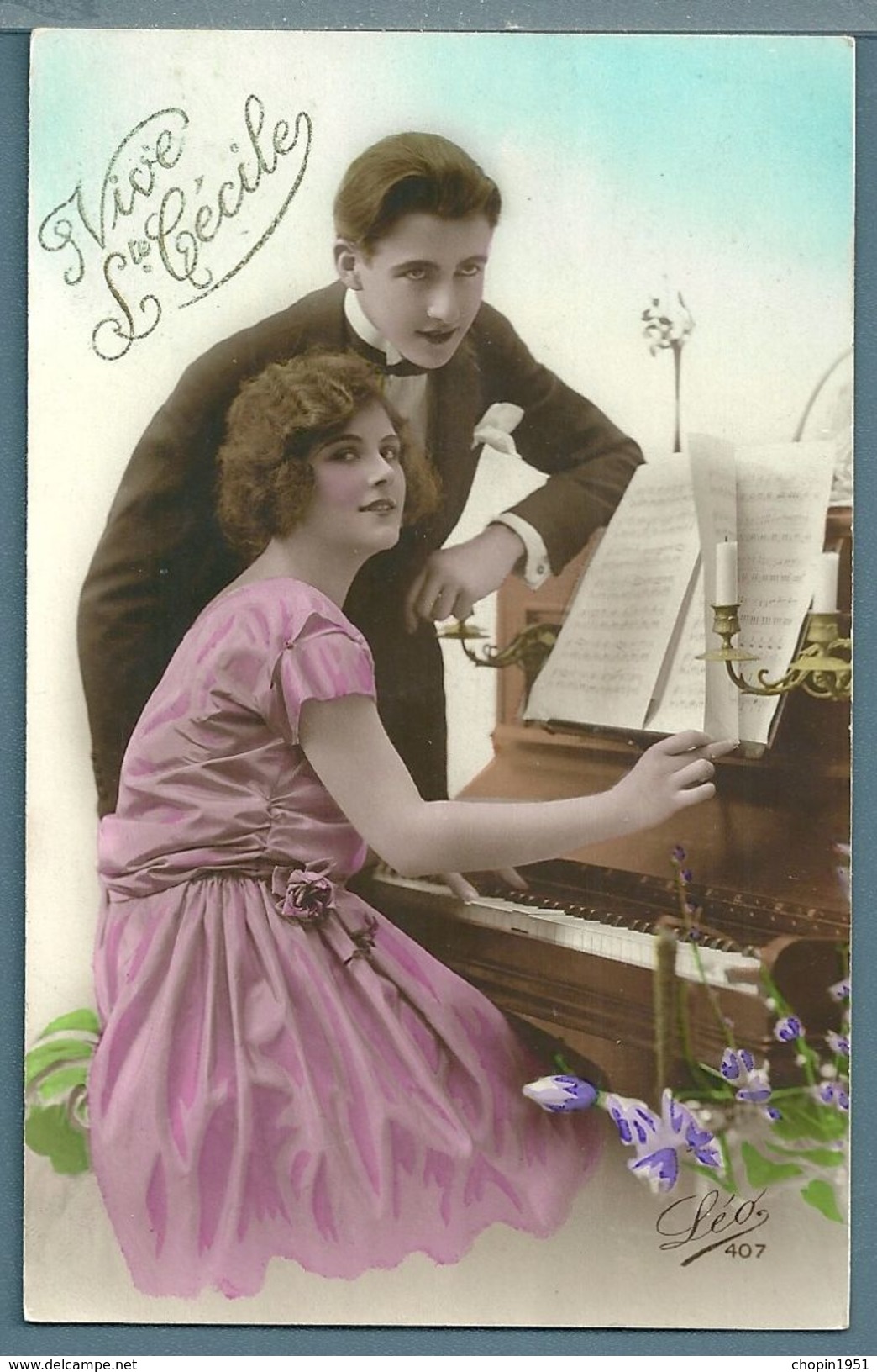 CPA - JEUNE FEMME AU PIANO ET JEUNE HOMME - STE CÉCILE - Couples