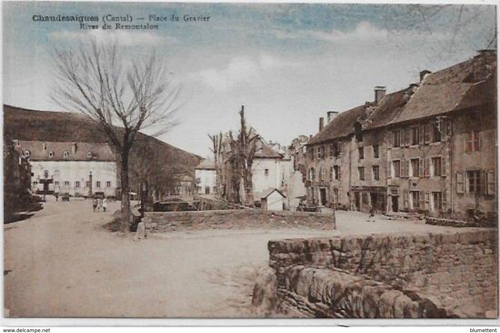 CPA Cantal Auvergne Non Circulé Chaudesaigues - Andere & Zonder Classificatie