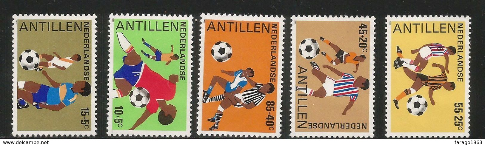 1985 Netherlands Antilles Football  Complete Set Of 5 MNH - Curaçao, Antille Olandesi, Aruba
