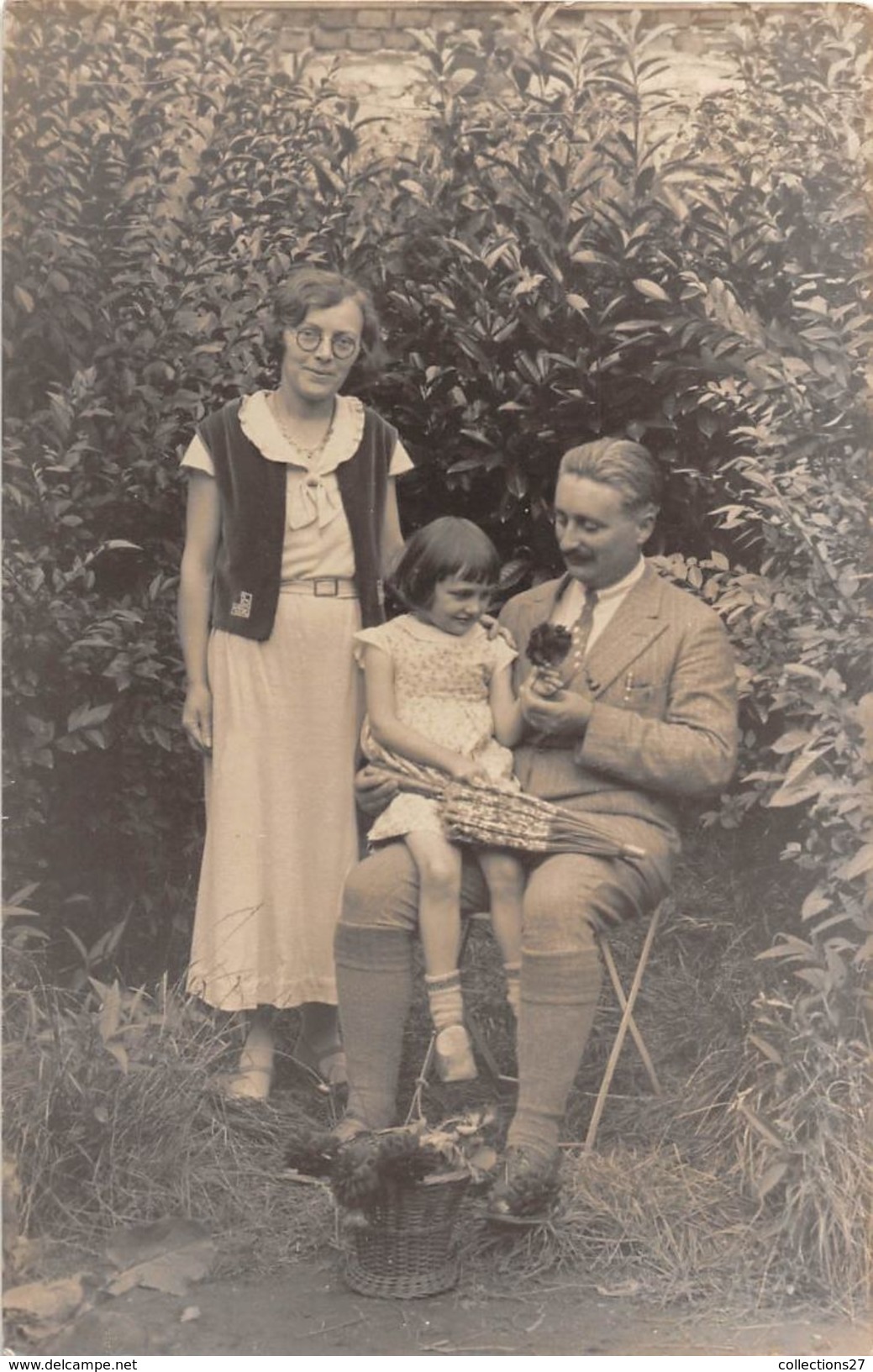 76-NEUFCHATEL-EN-BRAY- LOT DE 8 CARTES PHOTO- SCENES D'UNE FAMILLE  (2)