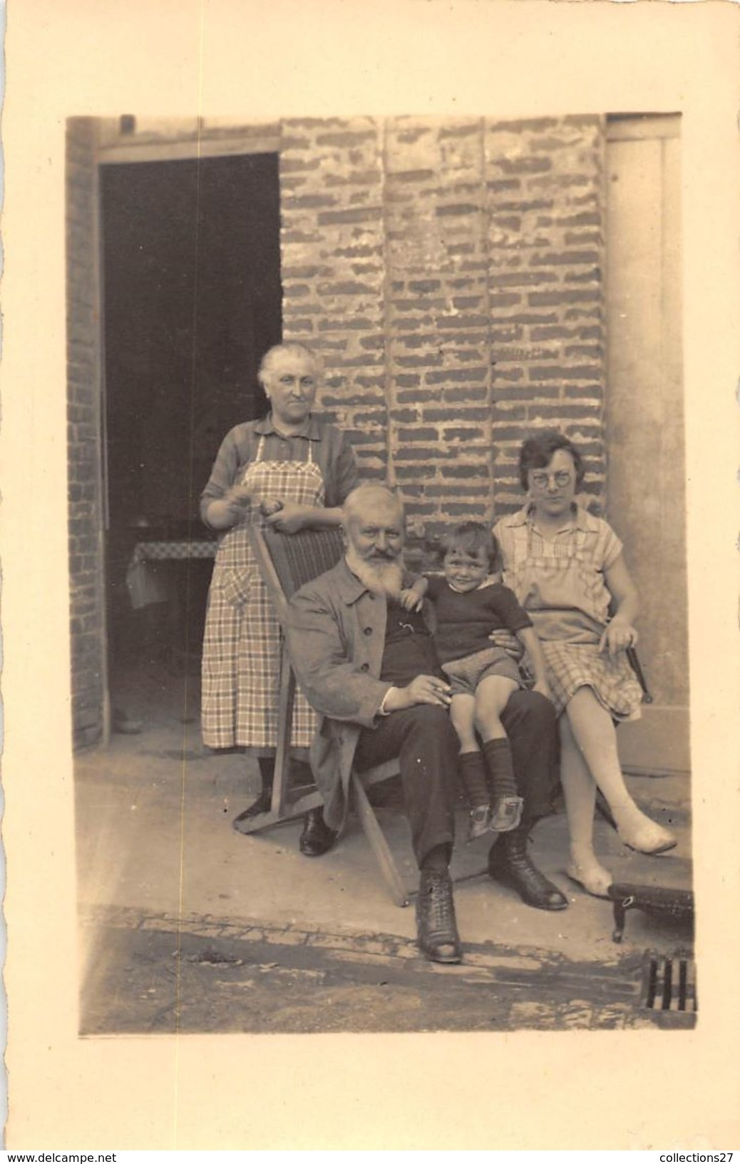 76-NEUFCHATEL-EN-BRAY- LOT DE 8 CARTES PHOTO- SCENES D'UNE FAMILLE  (9)