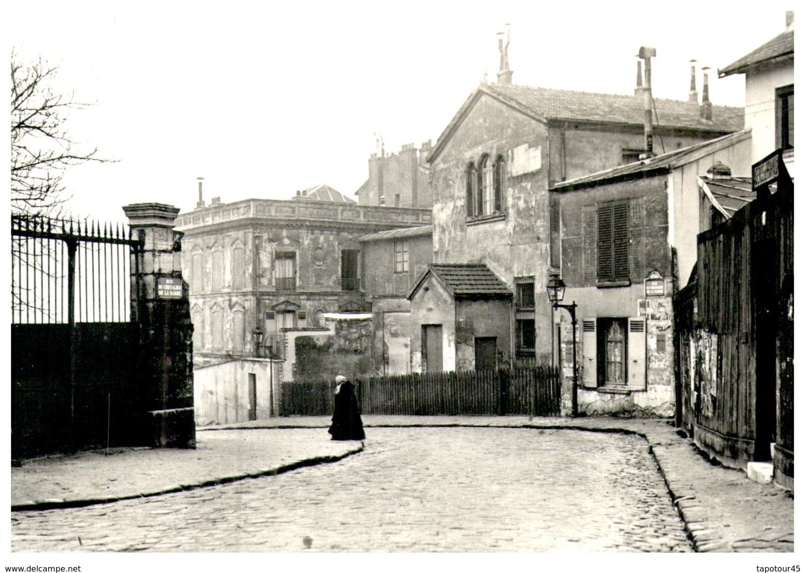 75/"Paris 1900"  Rue Du Chevalier De La Barre  (Format 10 X 15 édition D 'Art Yvon Photos DESOYE) - Altri & Non Classificati