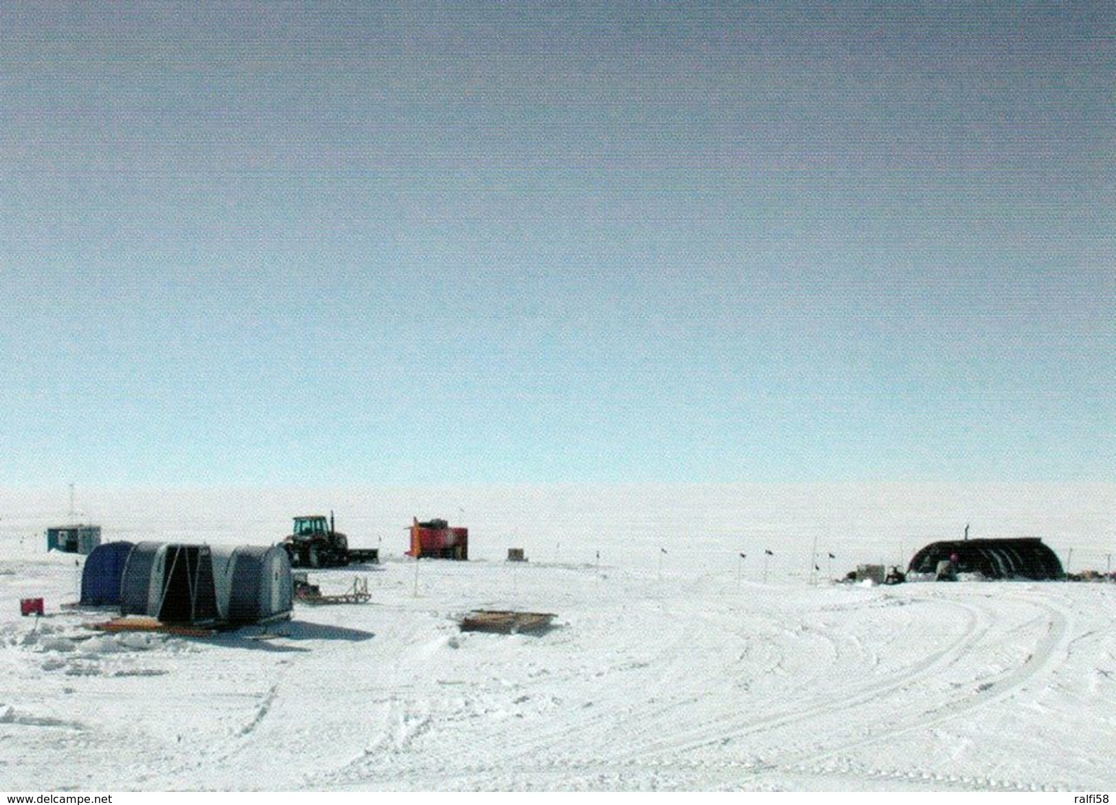 1 AK Antarctica Dry Valleys * A Canavas Jamesway, Far Right, And Other Portable Buildings - Byrd Field Camp - Sonstige & Ohne Zuordnung