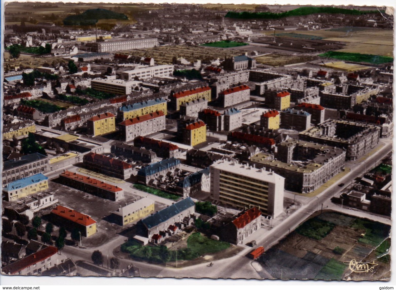 ROUBAIX - Vue Aérienne. 142.25 A Cité Du Nouveau Roubaix. HLM. CIL. Boulevard De Fourmies - Roubaix