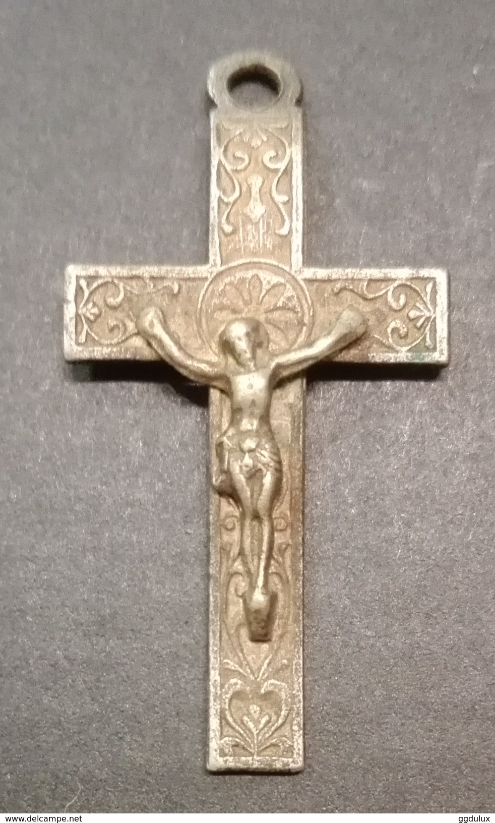 Petit Crucifix Ancien - Souvenir De Lourdes - Religion & Esotericism