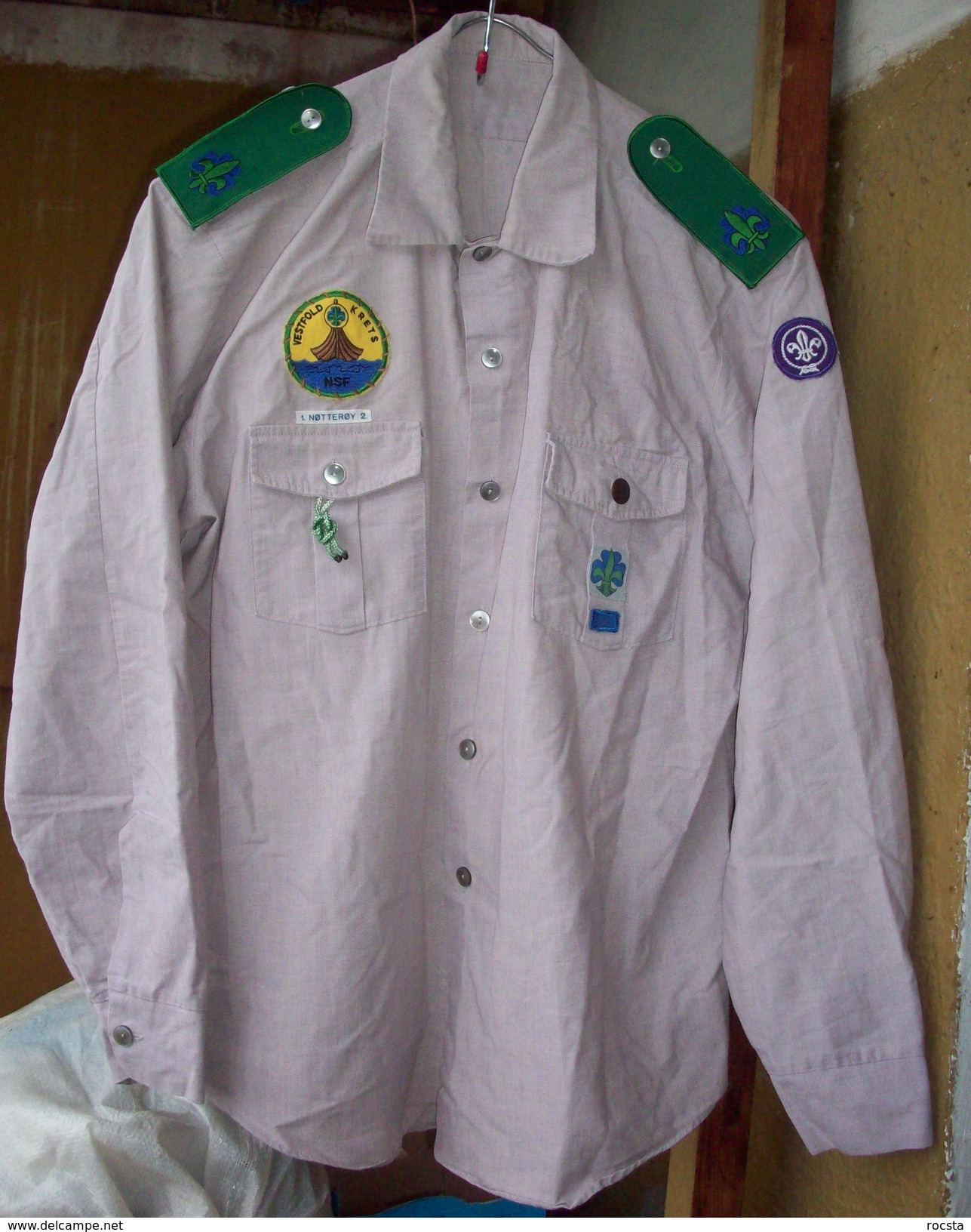 Norwegian Scouts Shirt With Patches & Ranks - Scoutisme