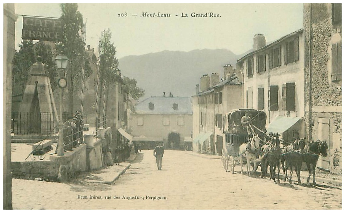 66 . N°38471.mont Louis.la Grande Rue.diligence. - Autres & Non Classés