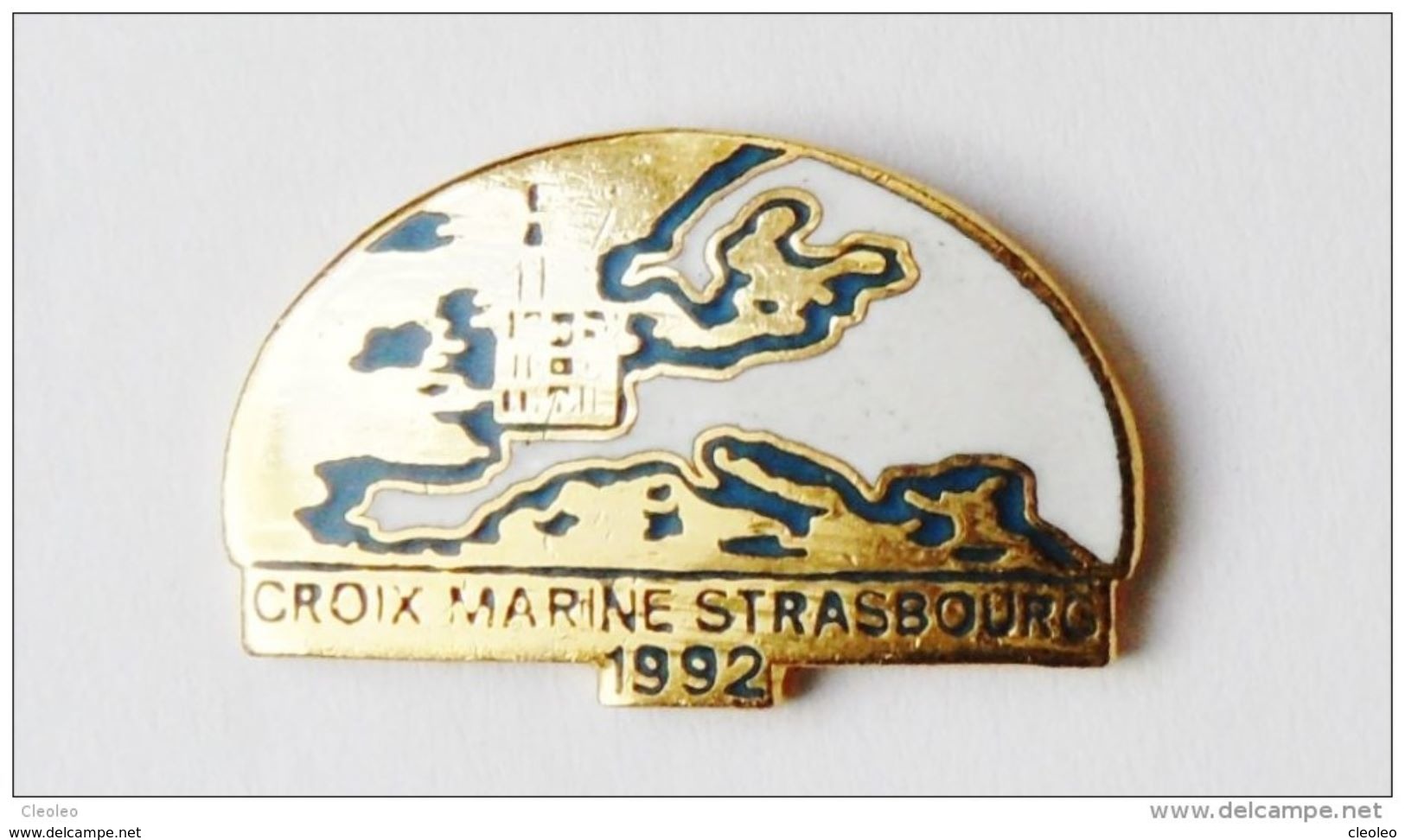 Pin's Croix Marine Strasbourg  - A1 - Villes