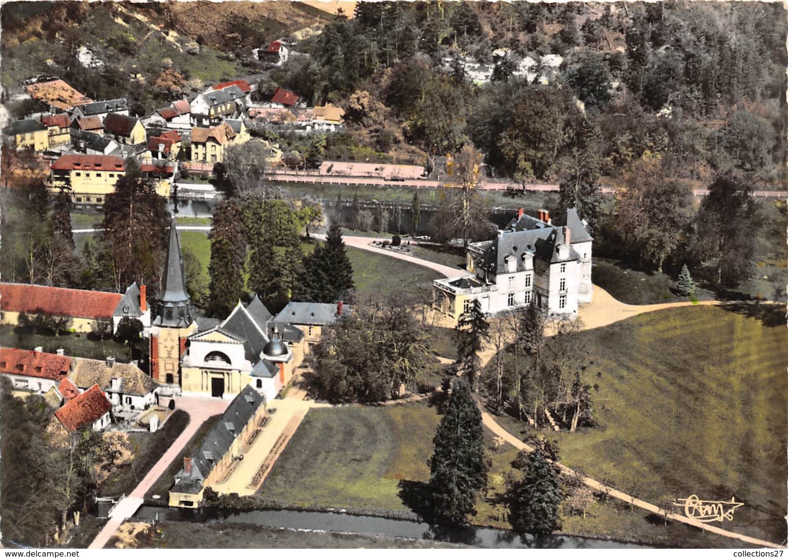 27-ACQUIGNY- VUE GENERALE DU CHATEAU ET DE L'EGLISE - Acquigny