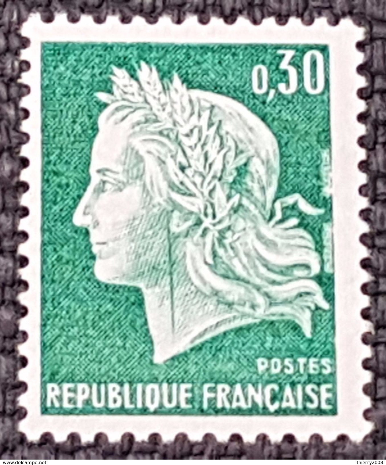 N° 1536A (Variété, Beau Trait Verticale De Couleur Vert)  Neuf **  TTB - Unused Stamps