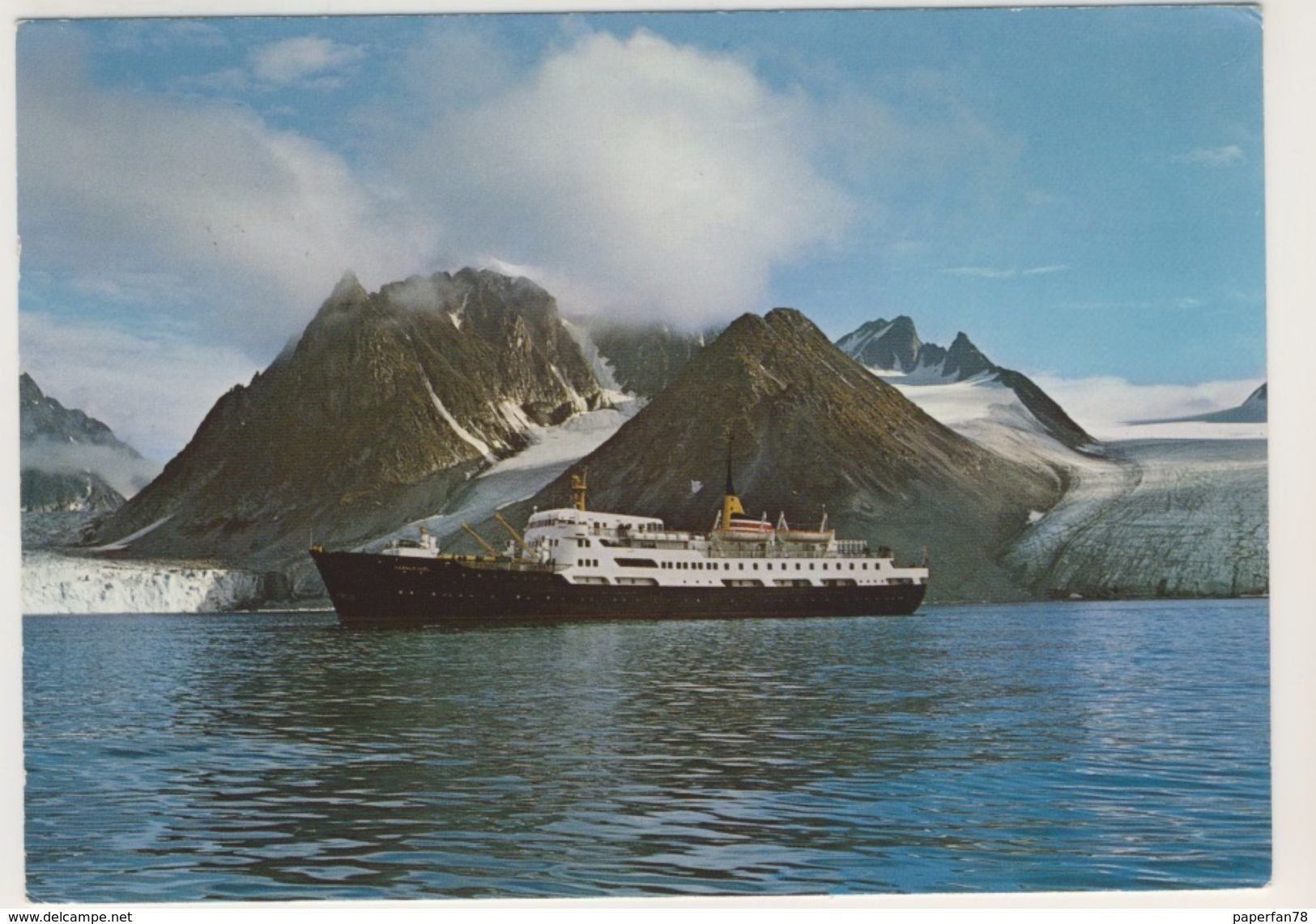 AK CP  Norwegen Norge Svalbard Hurtigruten I Magdalenefjorden - Normalformat - Norvège