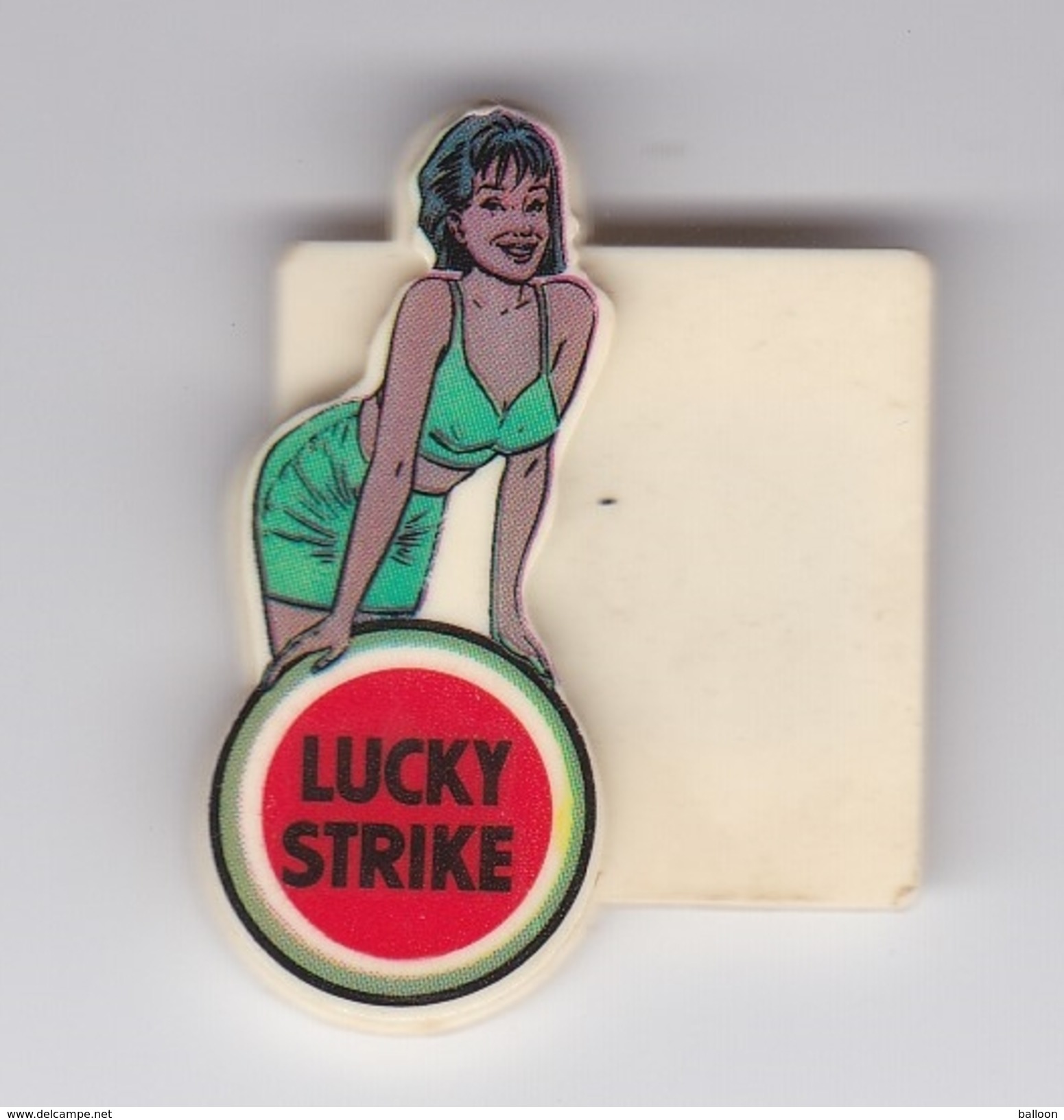 Magnet - Cigarettes - Lucky Strike - Magnets