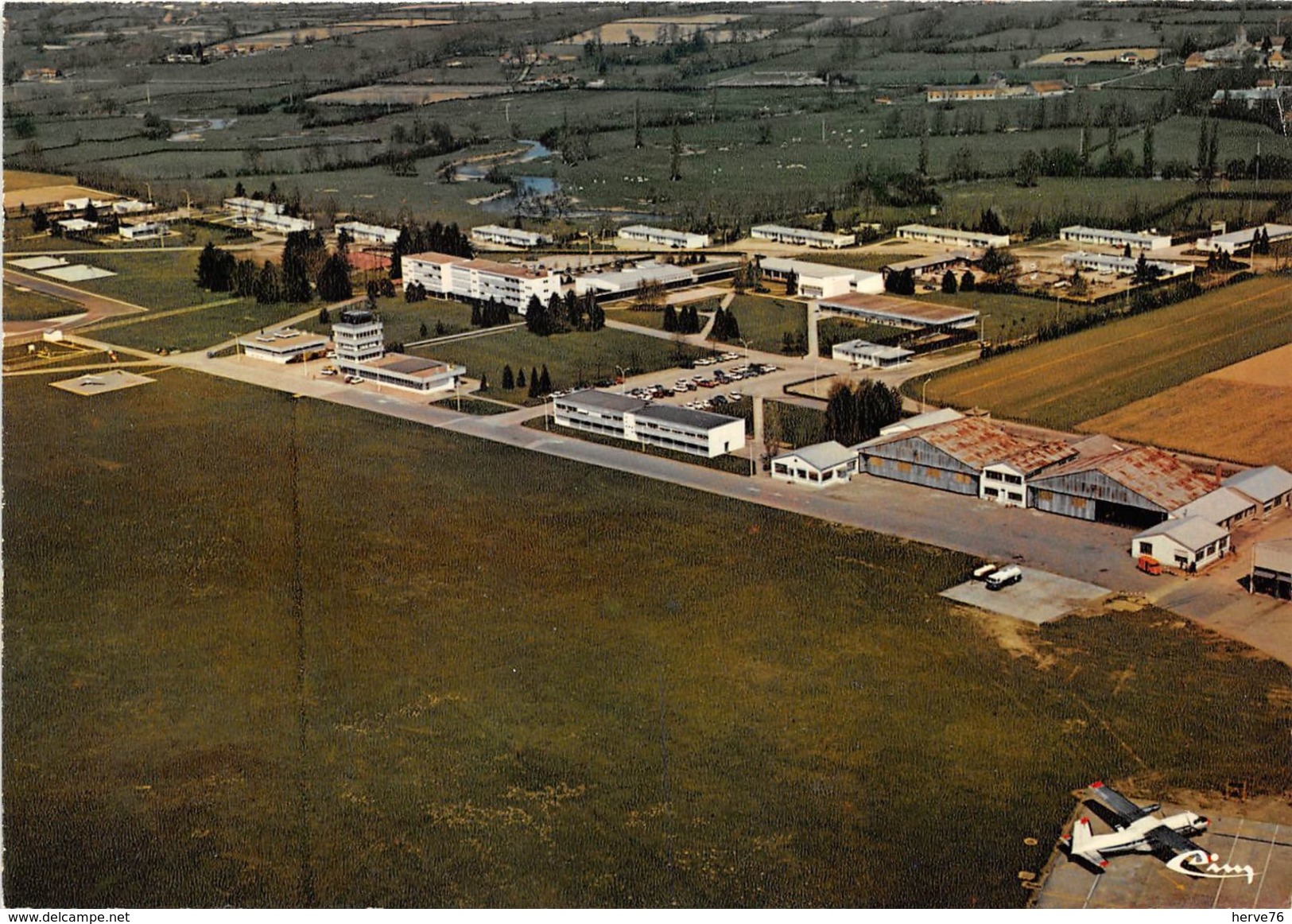 SAINT YAN - Terrain D'aviation (vue Aérienne) - CPSM - Autres & Non Classés