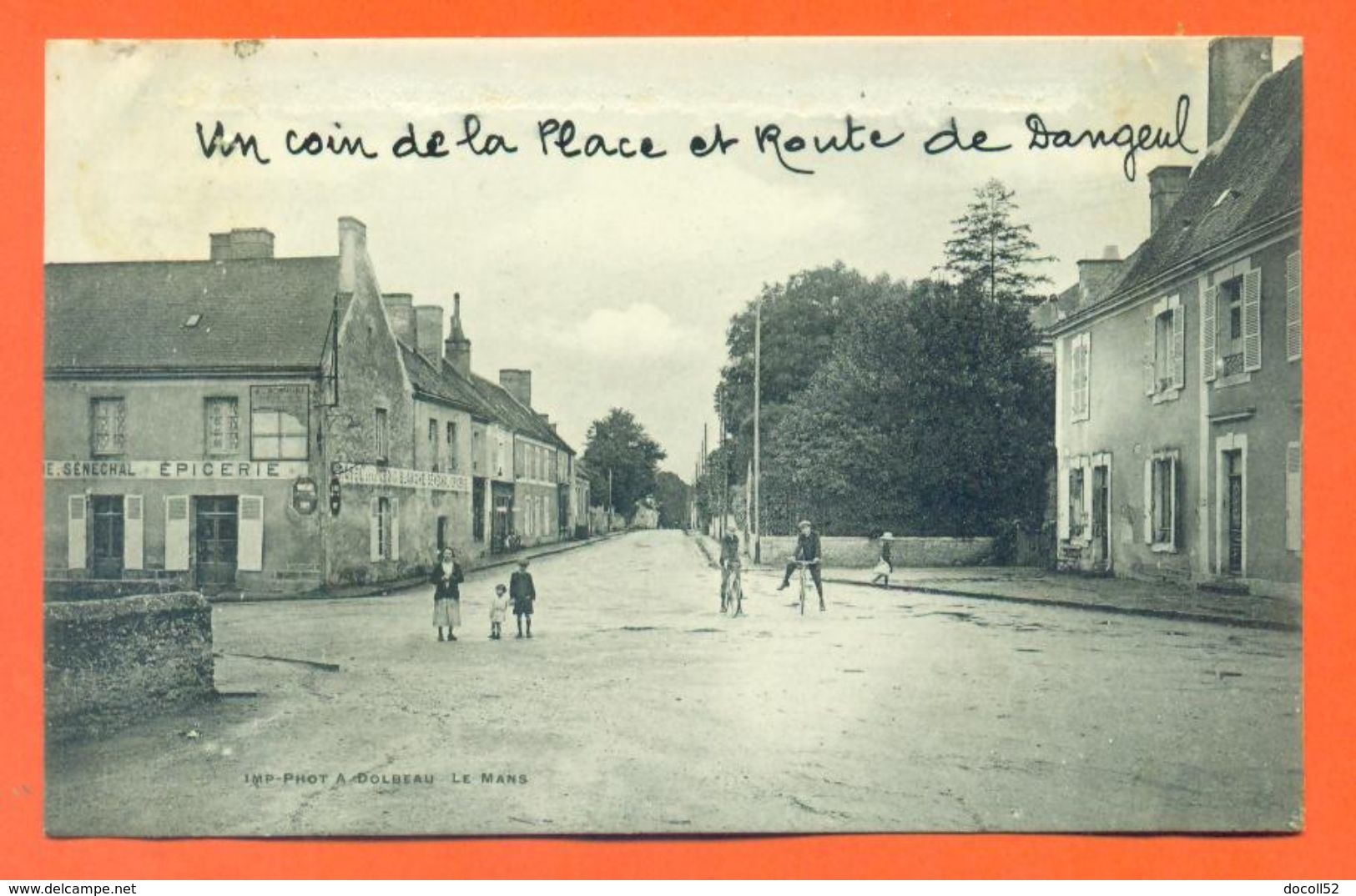 CPA 72 Marolles Les Braults " Un Coin De La Place Et Route De Dangeul " LJCP 51 - Marolles-les-Braults