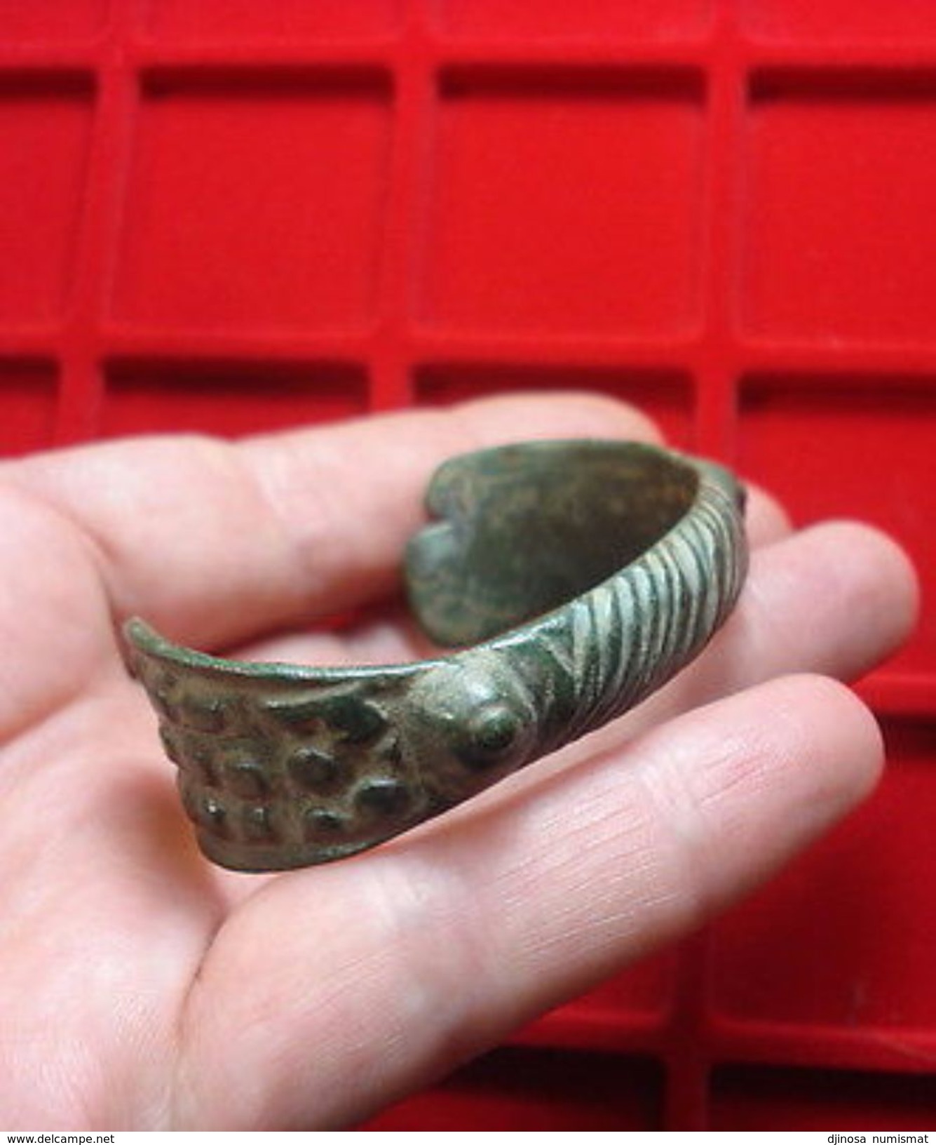 Tres Belle Bracelet  En Bronze - Archéologie