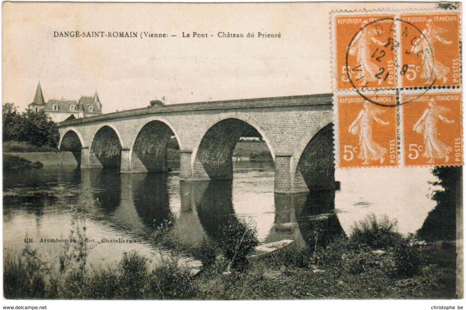 CPA Dangé Saint Romain, Le Pont, Château Du Prieuré (pk35738) - Dange Saint Romain