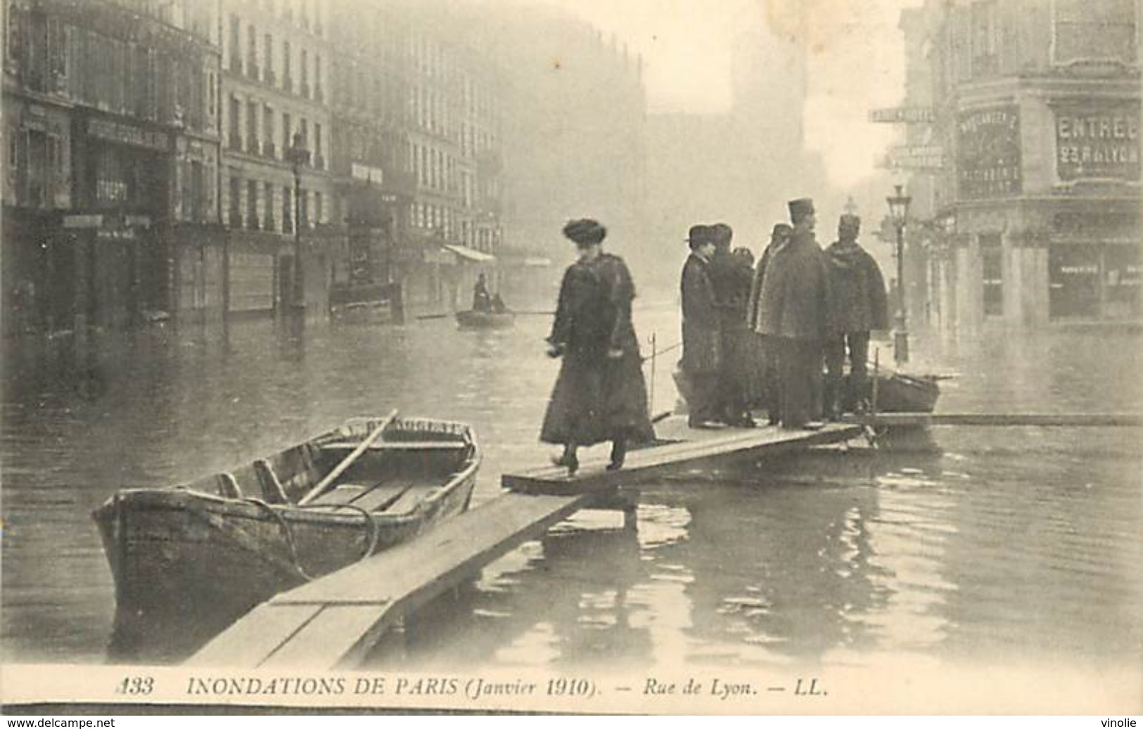 PIE-17-P.T. 8186 :  PARIS. INONDATIONS - Inondations De 1910