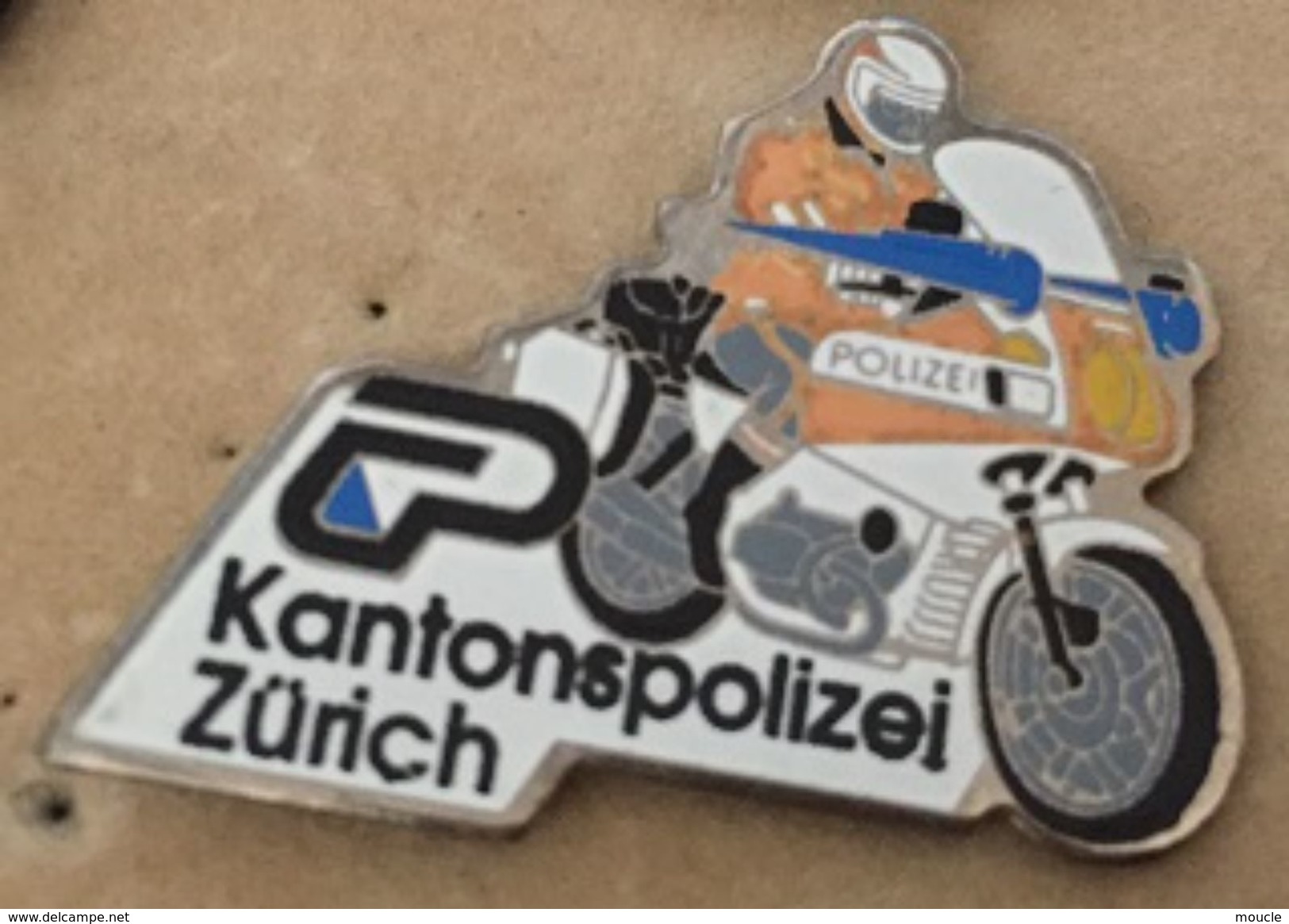 MOTO POLICE DU CANTON DE ZURICH SUISSE - KANTONSPOLIZEI ZÜRICH SCHWEIZ - SWISS POLICE - SWITZERLAND - (19) - Policia