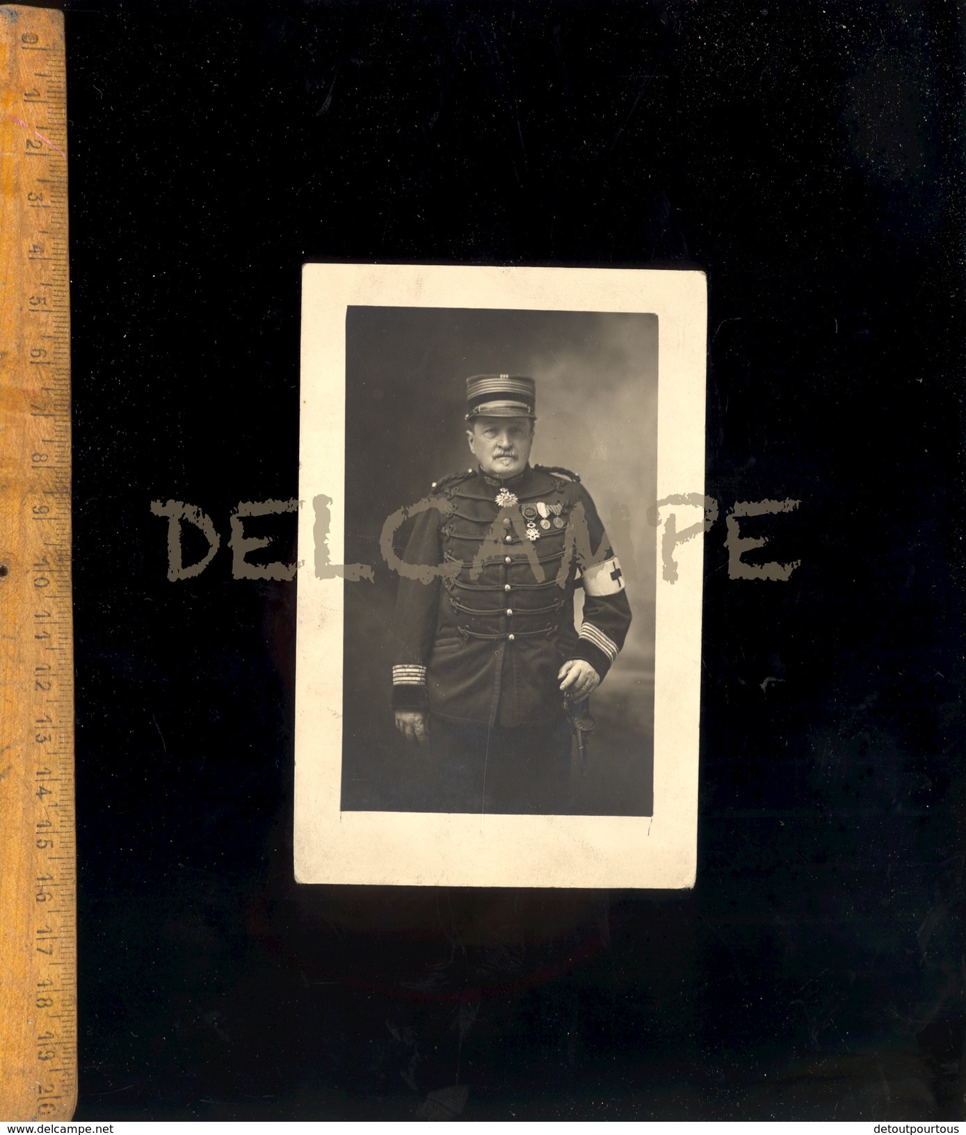 Photographie Photo Officier Médecin Militaire DORNIER Chef Hopital CHAMBERY 1917 Ospedale Militare Chamberi Médaille - Guerre, Militaire