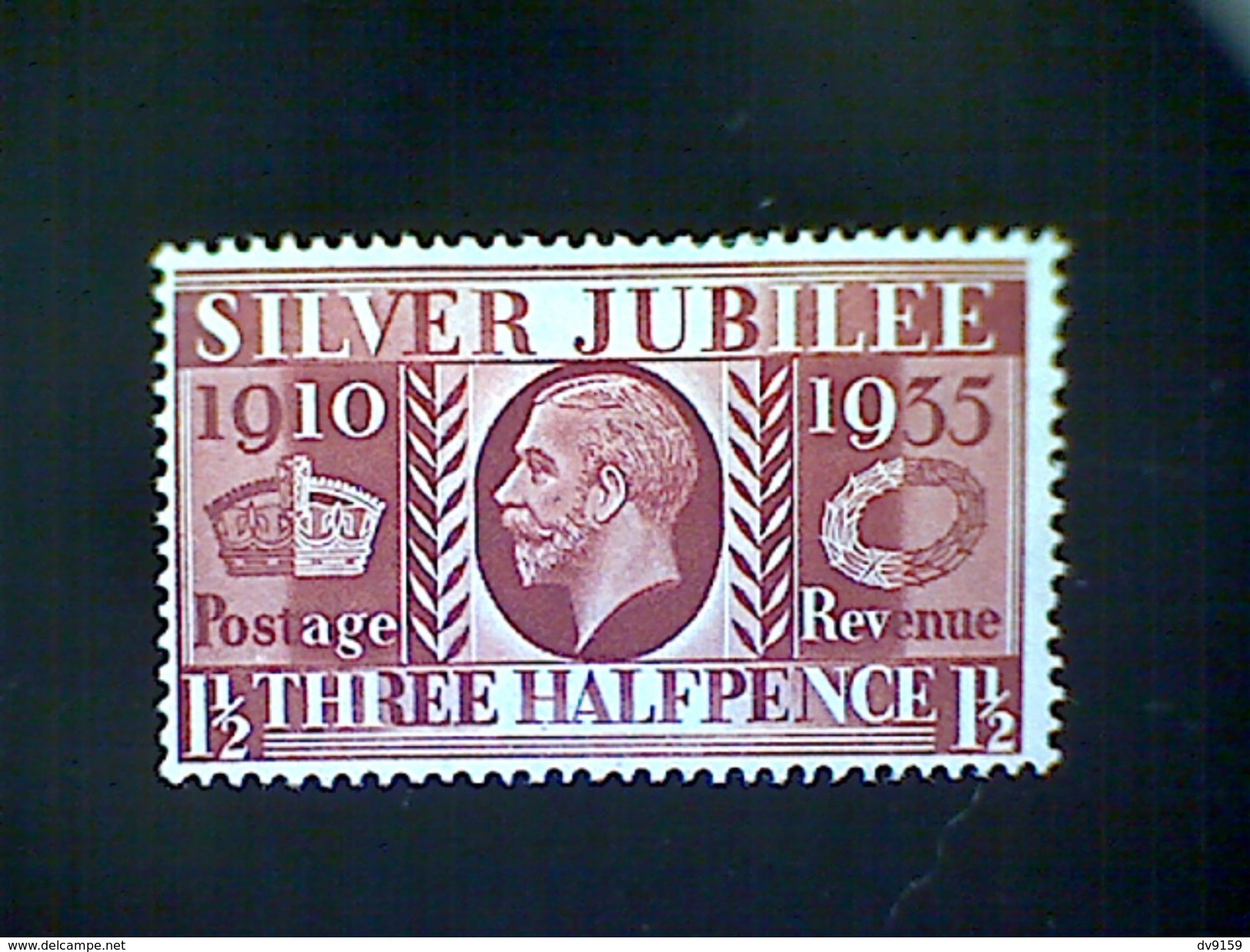 Great Britain, Scott #228, Mint(*) Hinged, 1935 King George V, Silver Jubilee, 1½d, Red Brown - Unused Stamps