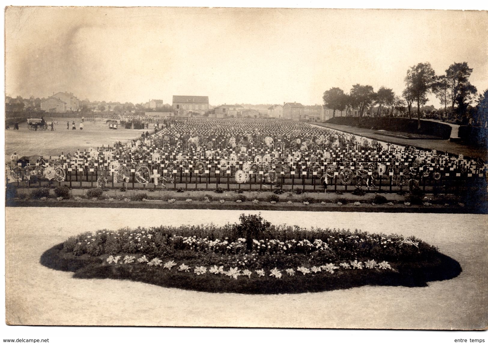 Carte Photo Cimetière Militaire Châlons Sur Marne - Oorlogsbegraafplaatsen