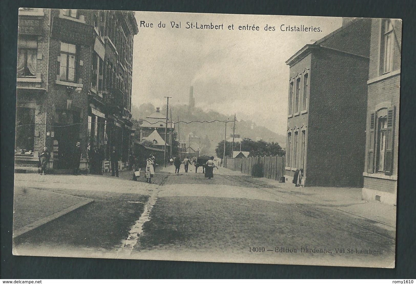 Flemalle. Rue Du Val St- Lambert. Entrée Des Cristalleries. Belle Carte Animée. - Flémalle