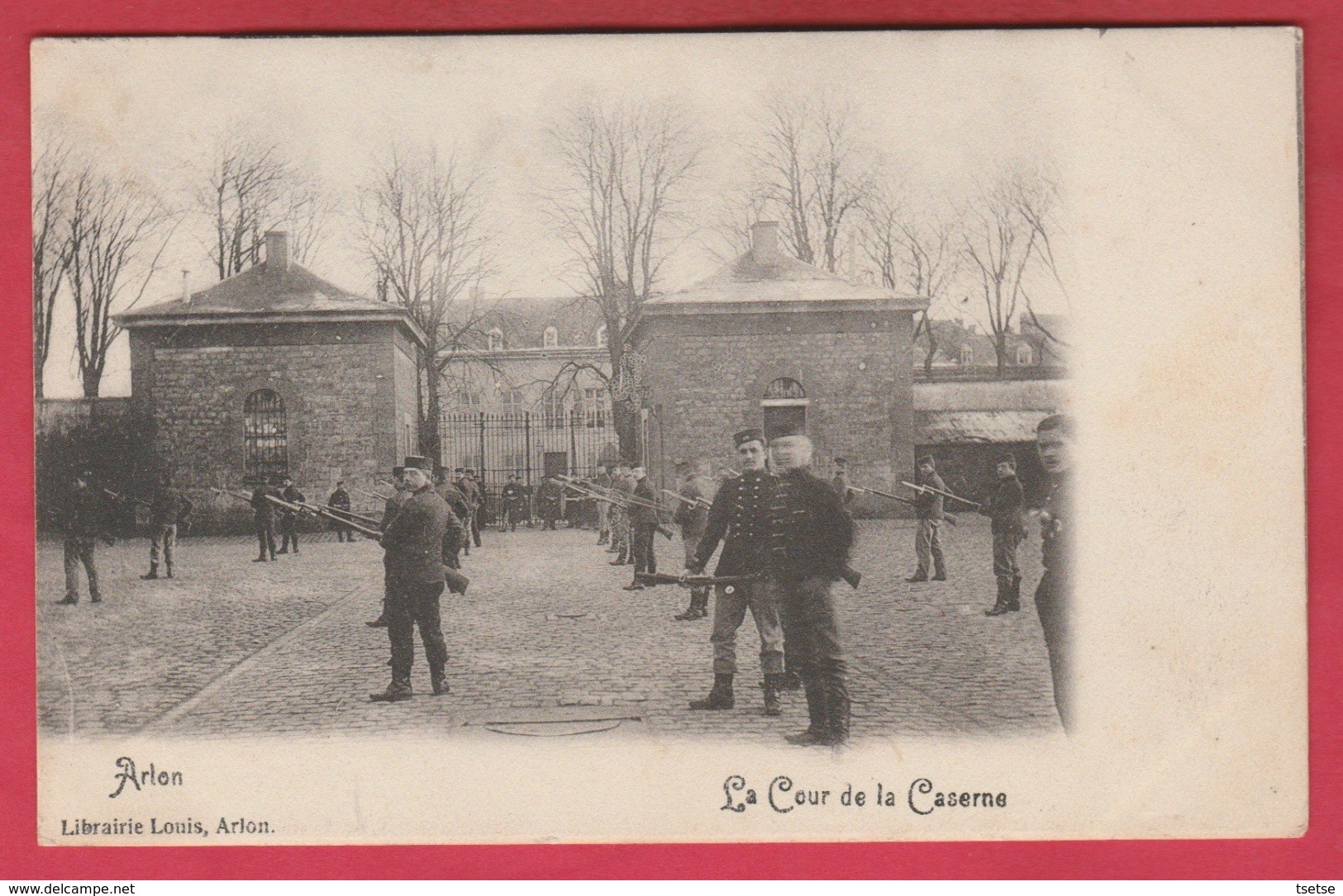 Arlon - La Cour De La Caserne ... Soldats à L'exercice - 1902 ( Voir Verso ) - Aarlen