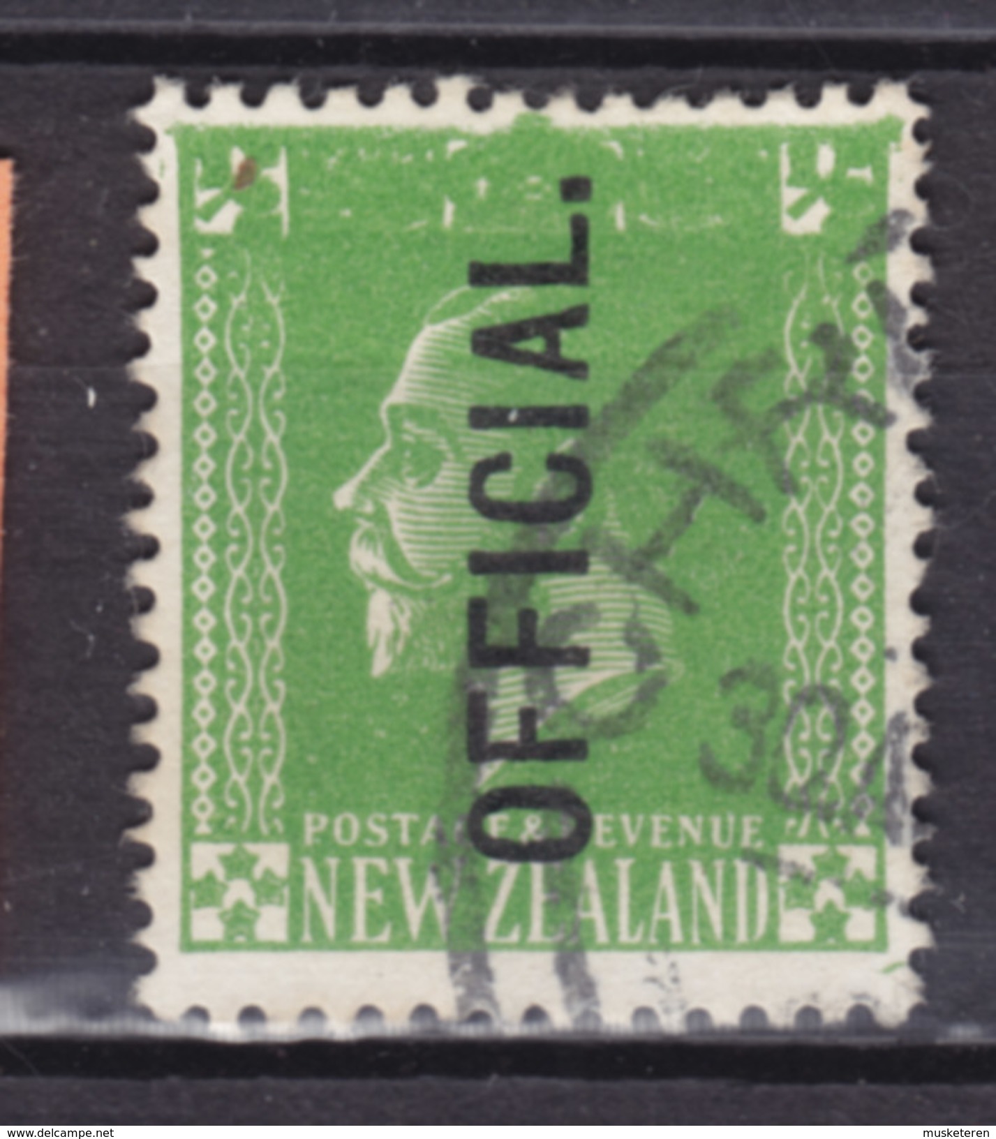 New Zealand SG. O 88  ERROR Variety Cliché Damaged At Top (2 Scans) - Errors, Freaks & Oddities (EFO)