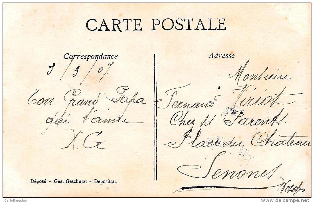 [DC11019] CPA - DONNA CON FIORI - Viaggiata 1907 - Old Postcard - Donne